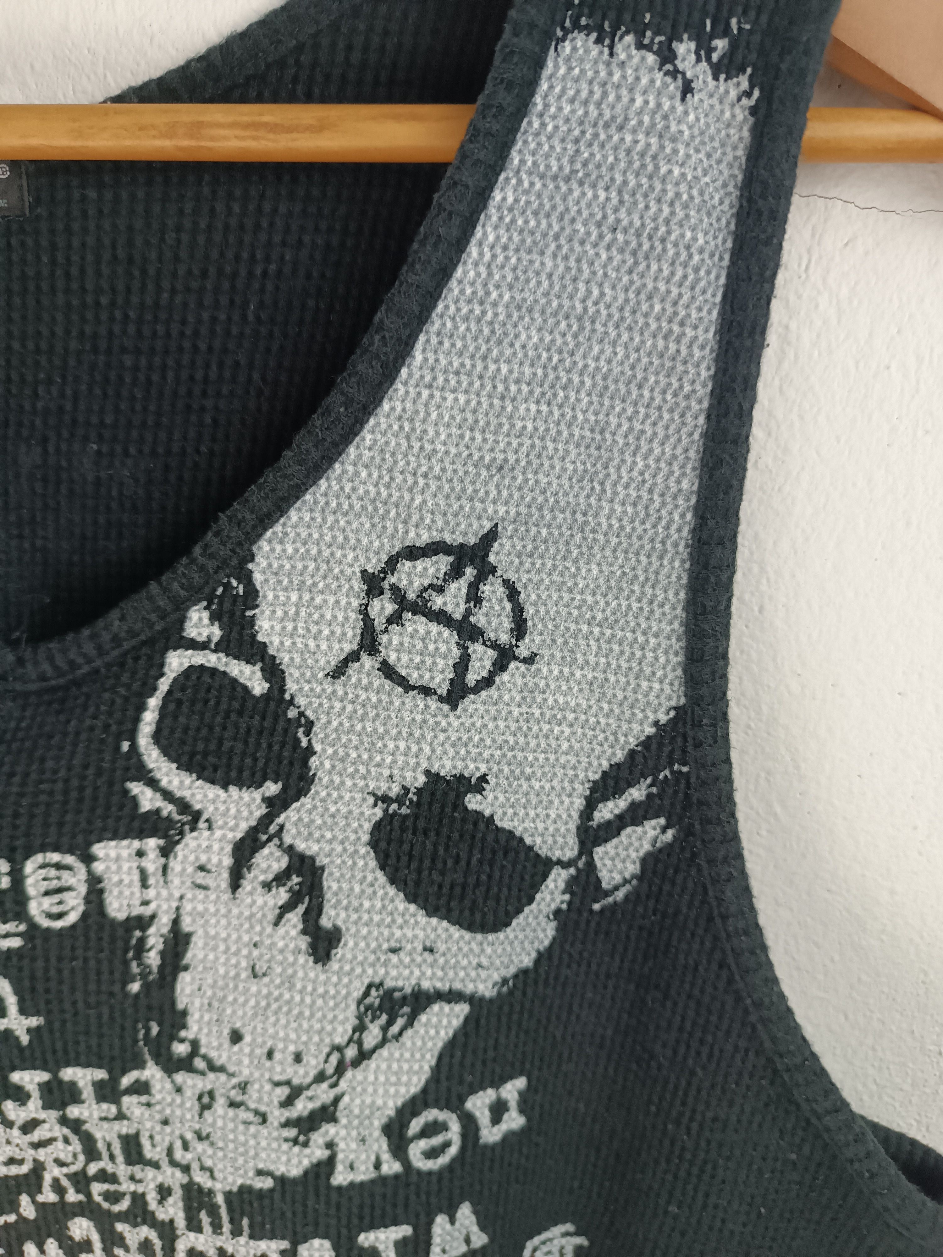 Japanese Brand RARE🔥VTG APESTEIN ANARCHISM RIOT SKULL LGB PUNK INTHEATTIC Size US L / EU 52-54 / 3 - 10 Thumbnail
