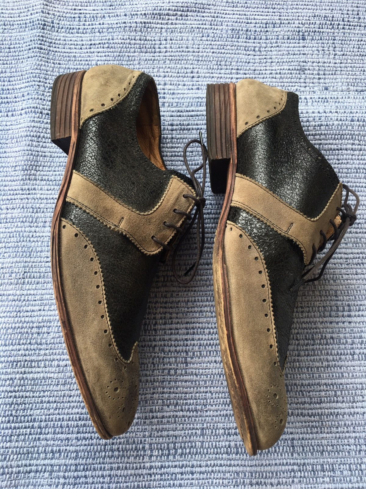 Japanese Brand 2tones leather shoes Size US 9 / EU 42 - 2 Thumbnail