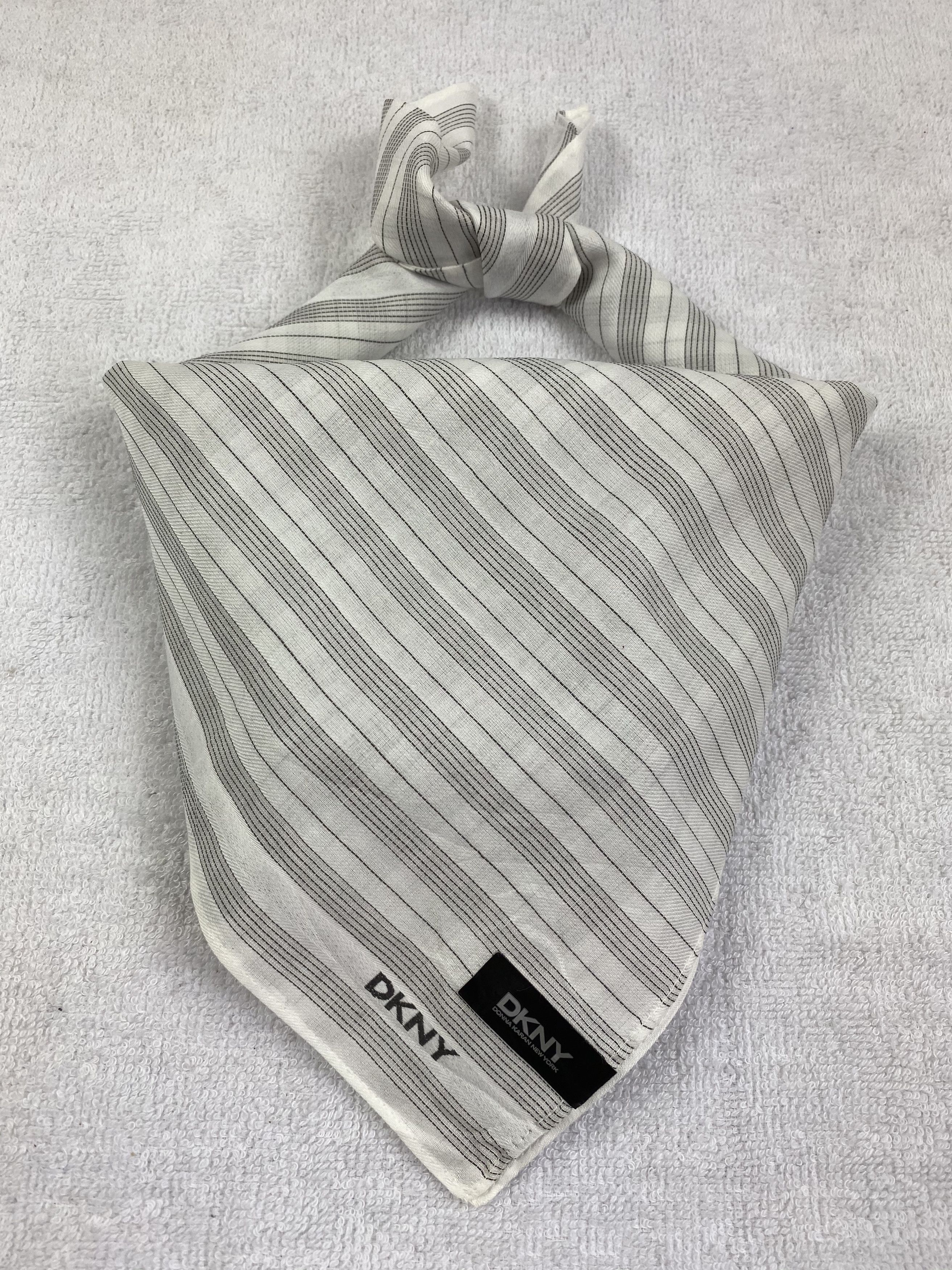 DKNY × Vintage DKNY Handkerchief / Bandana / Neckerchief Size ONE SIZE - 2 Thumbnail