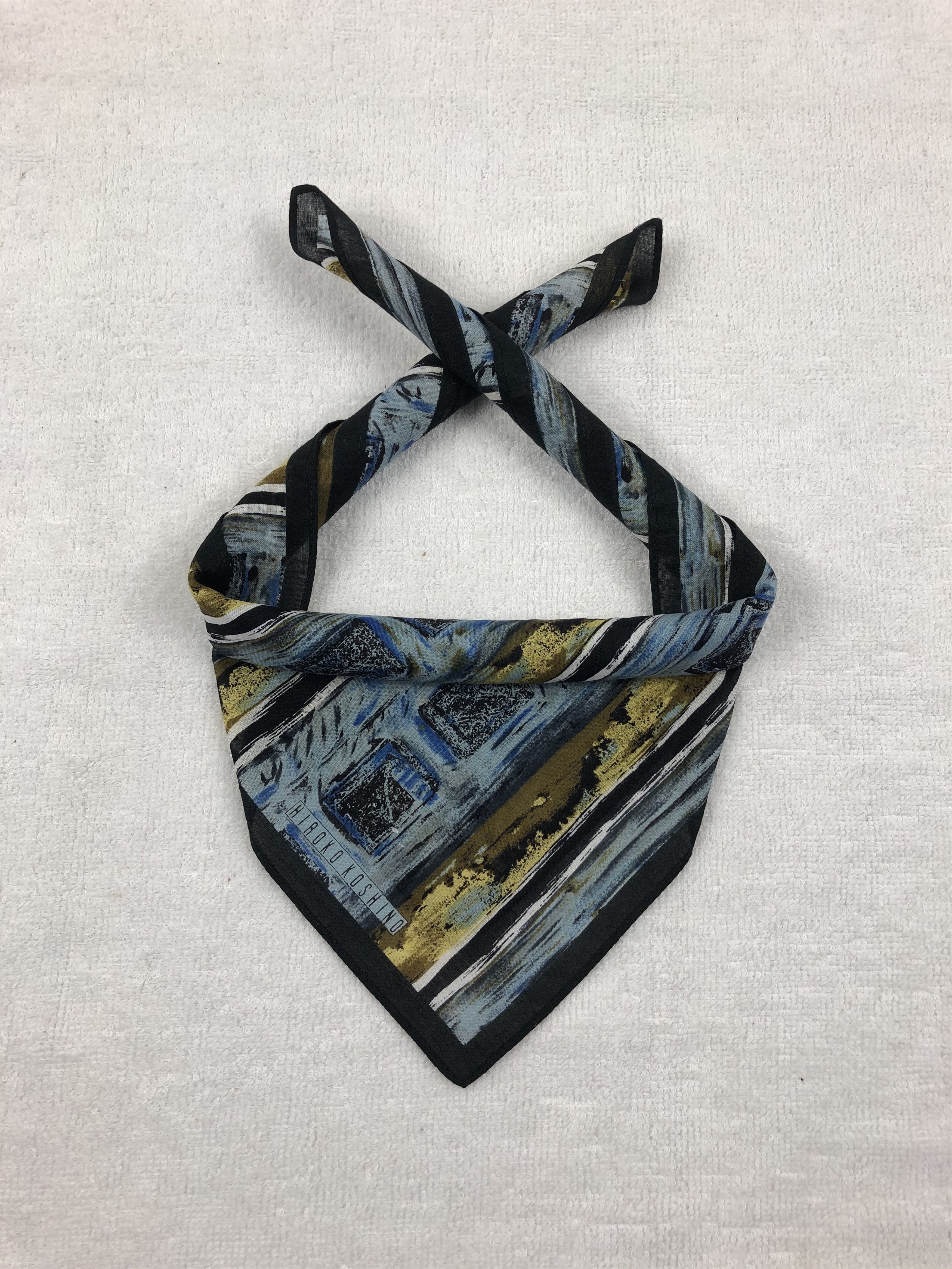 Hiroko Koshino Homme × Japanese Brand × Vintage Hiroko Koshino Bandana / Handkerchief / Neckerchief Size ONE SIZE - 1 Thumbnail