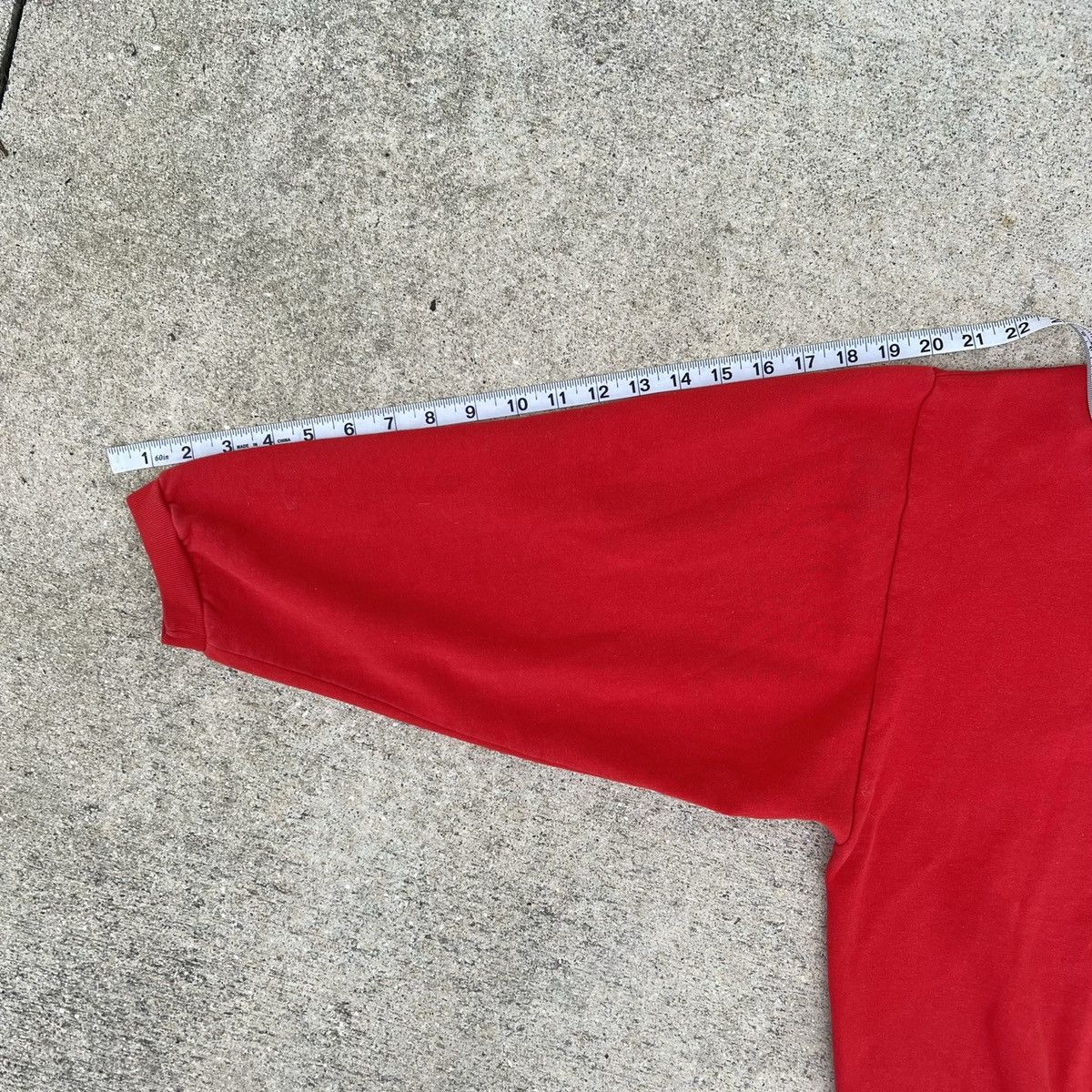 Guess Vintage 80s/90s Rare Guess ? Embroidered Sweatshirt Size US L / EU 52-54 / 3 - 9 Thumbnail