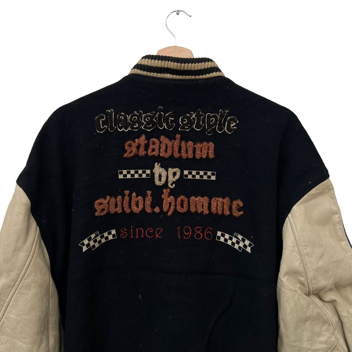 Toyo Enterprises VINTAGE VARSITY JACKET LEATHER HANDLING BIG LOGO SUIBI JAPAN Size US L / EU 52-54 / 3 - 10 Thumbnail