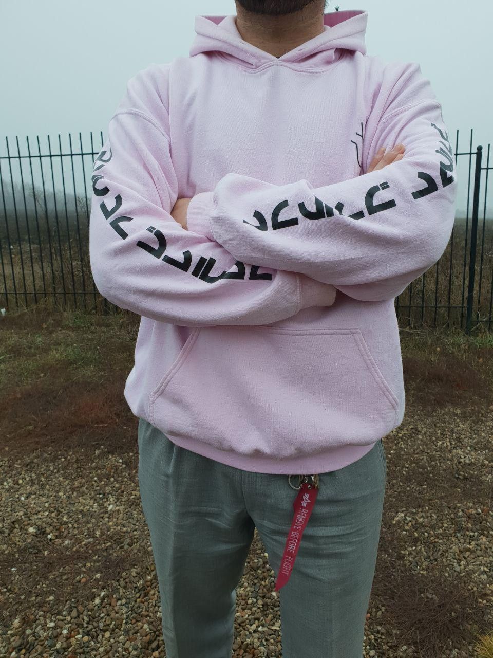 Anime × Japanese Brand Vintage Light Pink Symbols Design Hoodie Sweatshirt Size US XL / EU 56 / 4 - 2 Thumbnail
