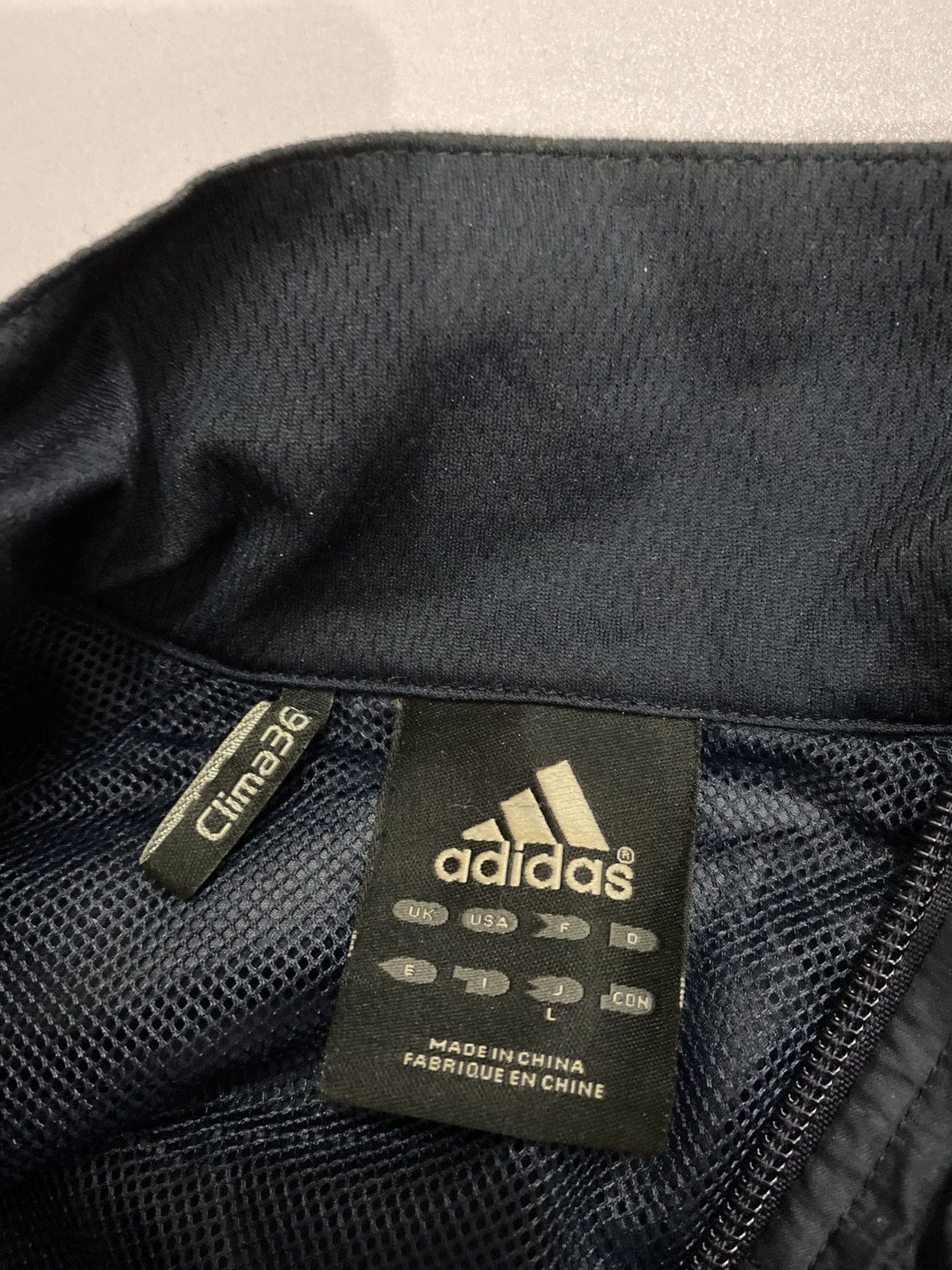 Adidas × Vintage Vintage Adidas Clima 365 Windbreaker Size US L / EU 52-54 / 3 - 10 Thumbnail