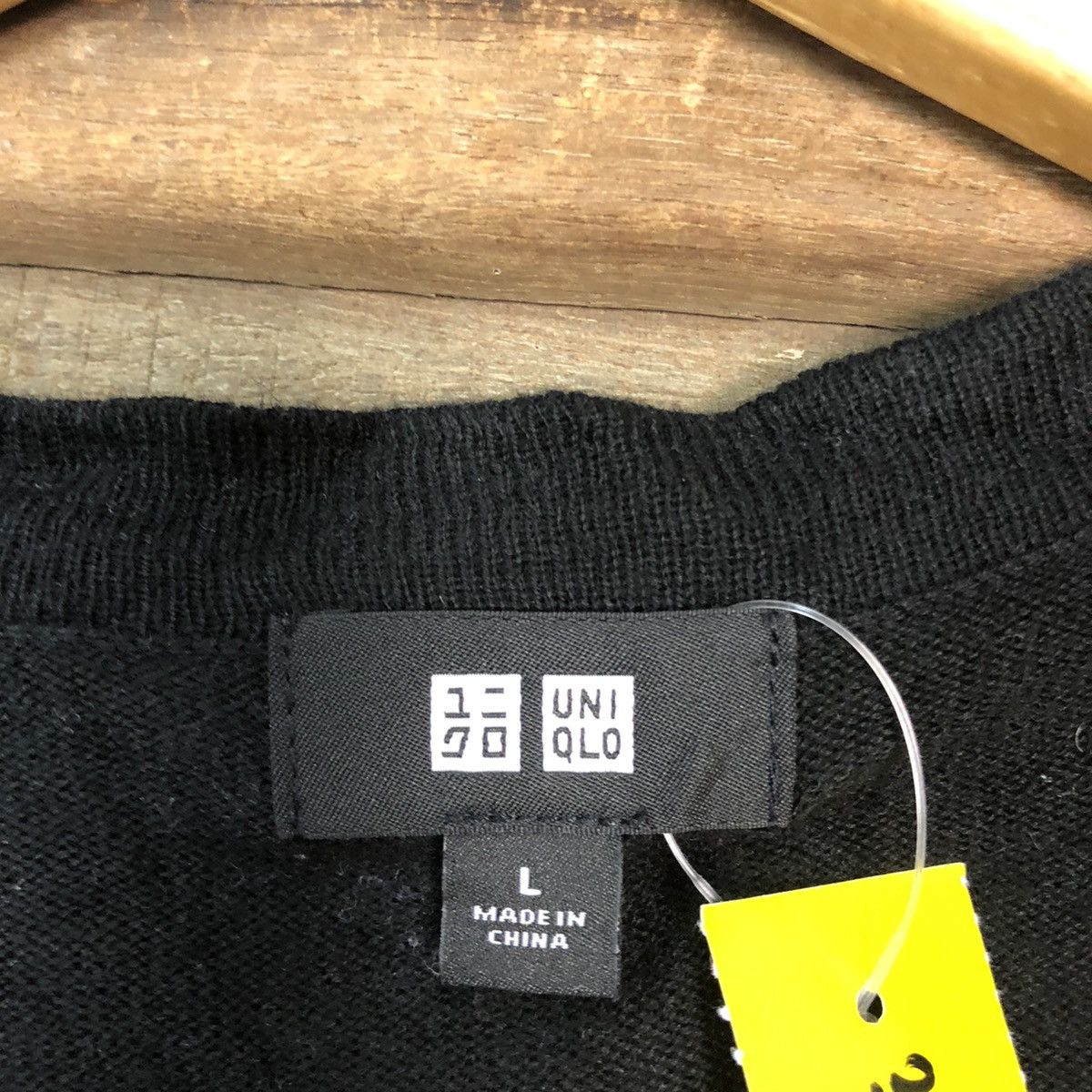 Uniqlo Uniqlo japan Black knitwear Cardigan #3891 Size US L / EU 52-54 / 3 - 10 Thumbnail