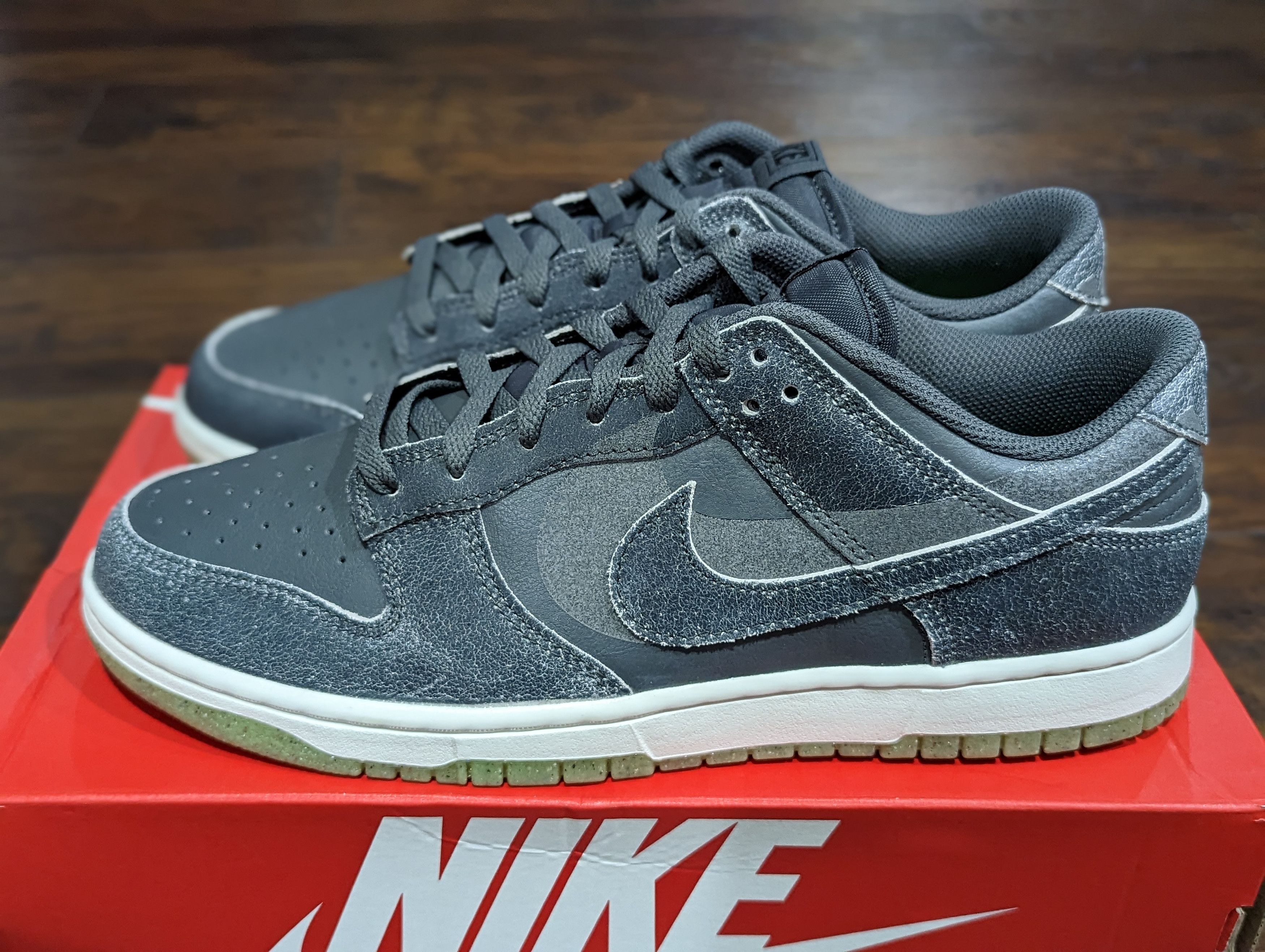 Nike Nike Dunk Low Retro PRM Halloween Size US 11 / EU 44 - 2 Thumbnail