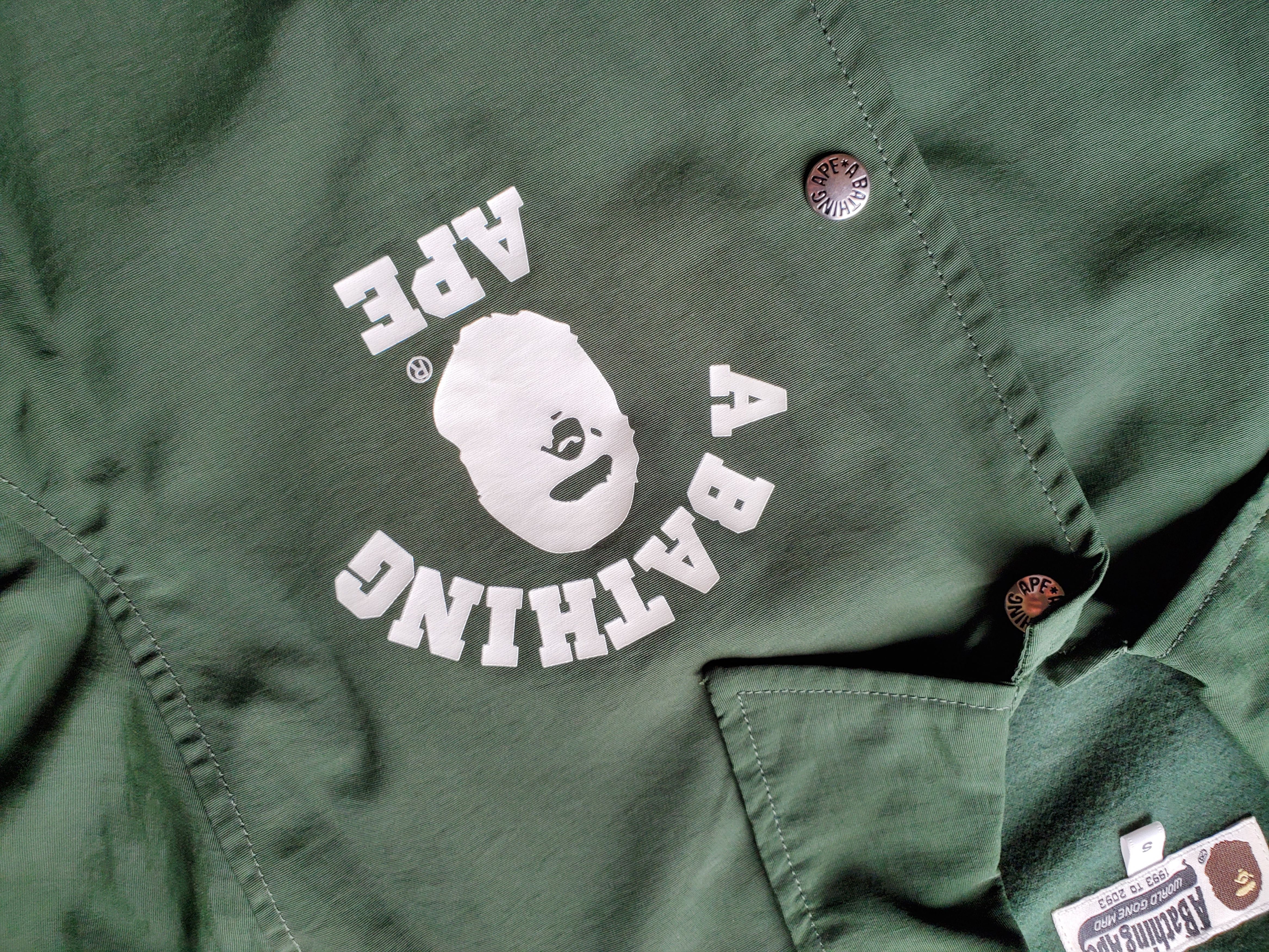Bape Bape A Bathing Ape Logo Coach Jacket Green Size Small Size US S / EU 44-46 / 1 - 2 Thumbnail