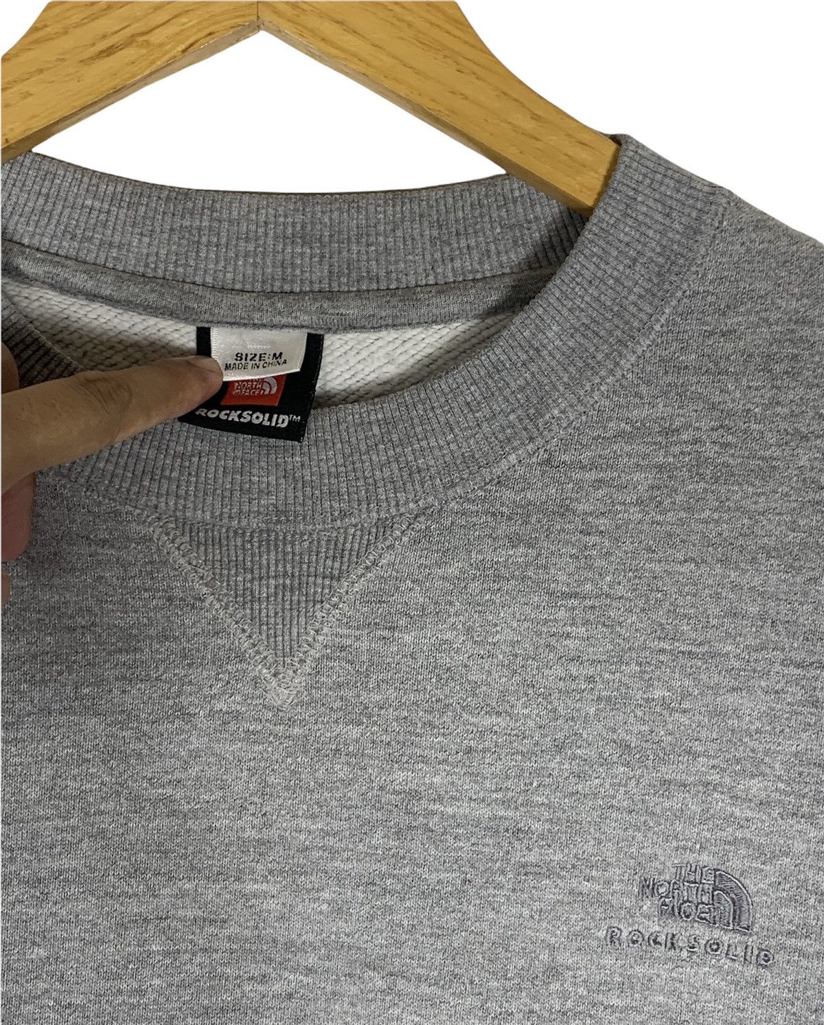 The North Face The North Face Rocksolid Crewneck Sweatshirt Size US M / EU 48-50 / 2 - 2 Thumbnail