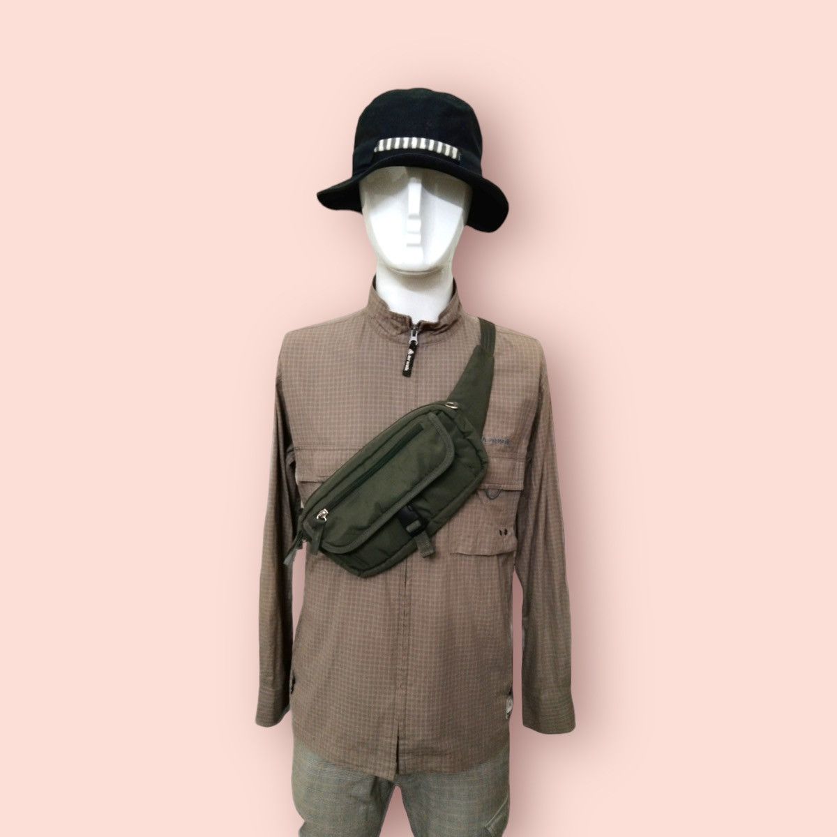 Japanese Brand × Uniqlo UNIQLO 3 WAY UTILITY TRAVEL POUCH/BODYBAG/ WAISTBAG Size ONE SIZE - 1 Thumbnail
