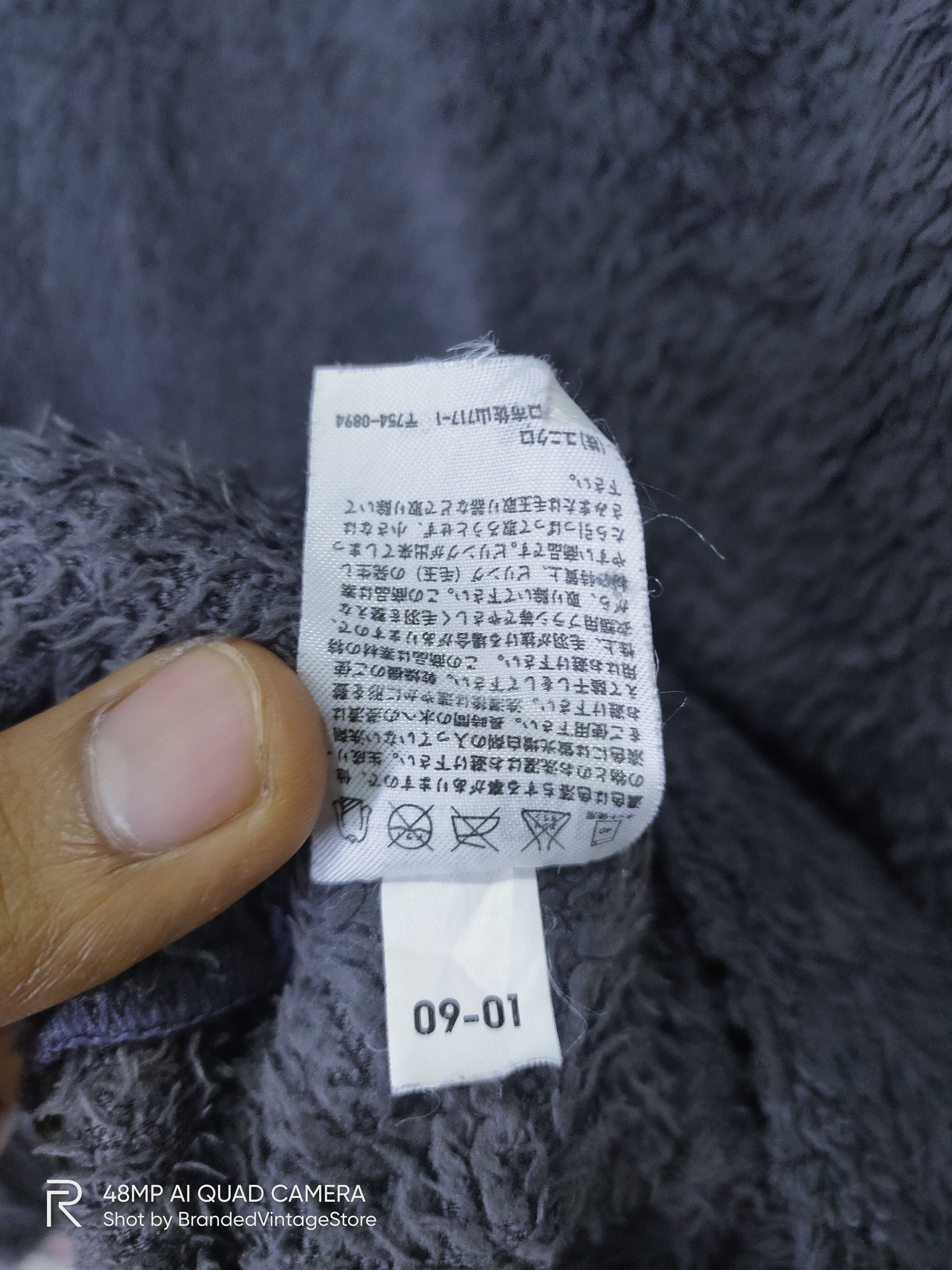Japanese Brand × Mickey Mouse × Uniqlo Rare UNIQLO MICKEY MOUSE Crewneck Sherpa Fleece Sweatshirt Size M / US 6-8 / IT 42-44 - 9 Thumbnail