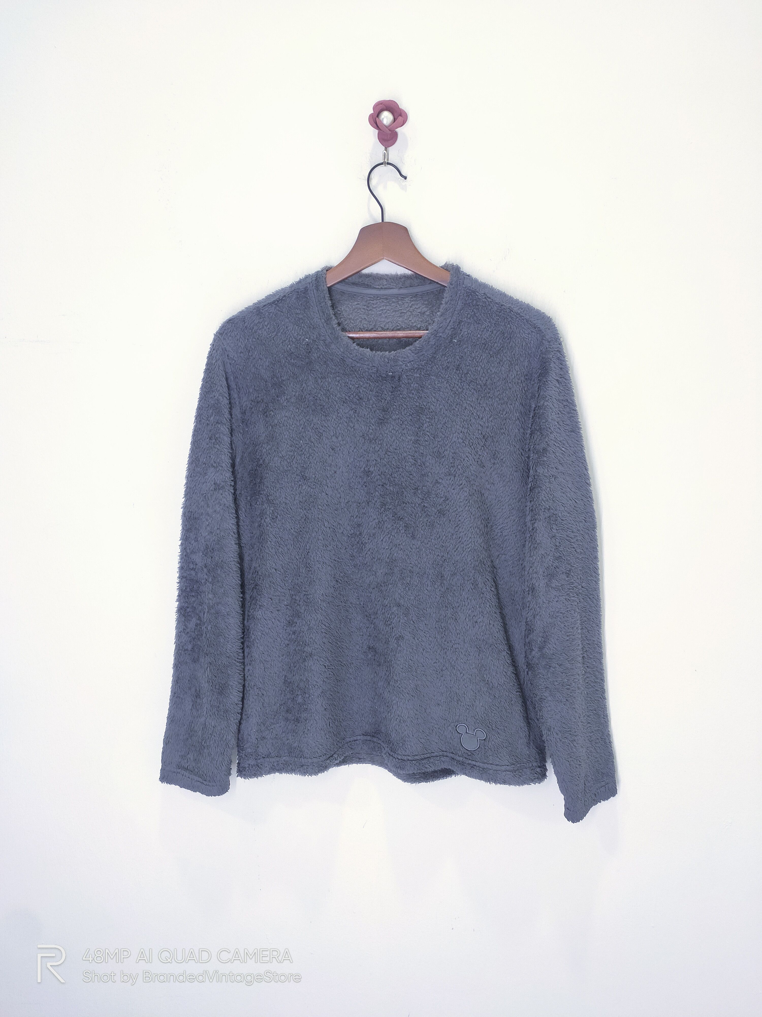 Japanese Brand × Mickey Mouse × Uniqlo Rare UNIQLO MICKEY MOUSE Crewneck Sherpa Fleece Sweatshirt Size M / US 6-8 / IT 42-44 - 1 Thumbnail