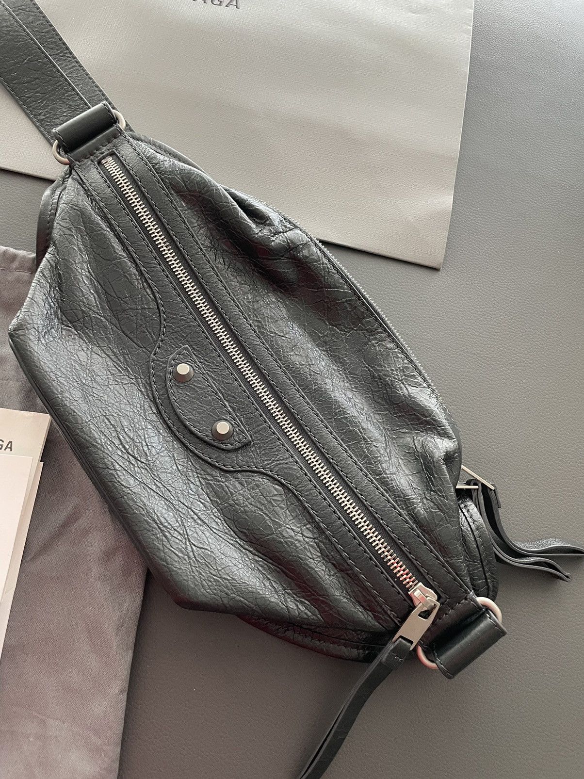 Balenciaga Rare Limited Edition Sold Out Leather Bum Bely Bag Size ONE SIZE - 9 Thumbnail
