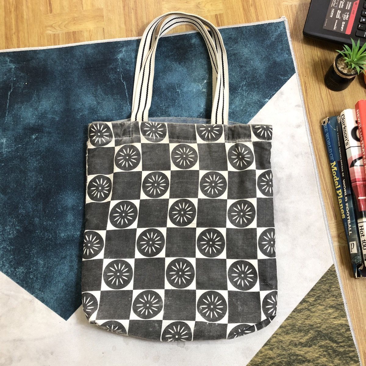 Japanese Brand × Takeo Kikuchi Takeo Kikuchi Japan Denim Reversible Tote Bag Size ONE SIZE - 2 Thumbnail