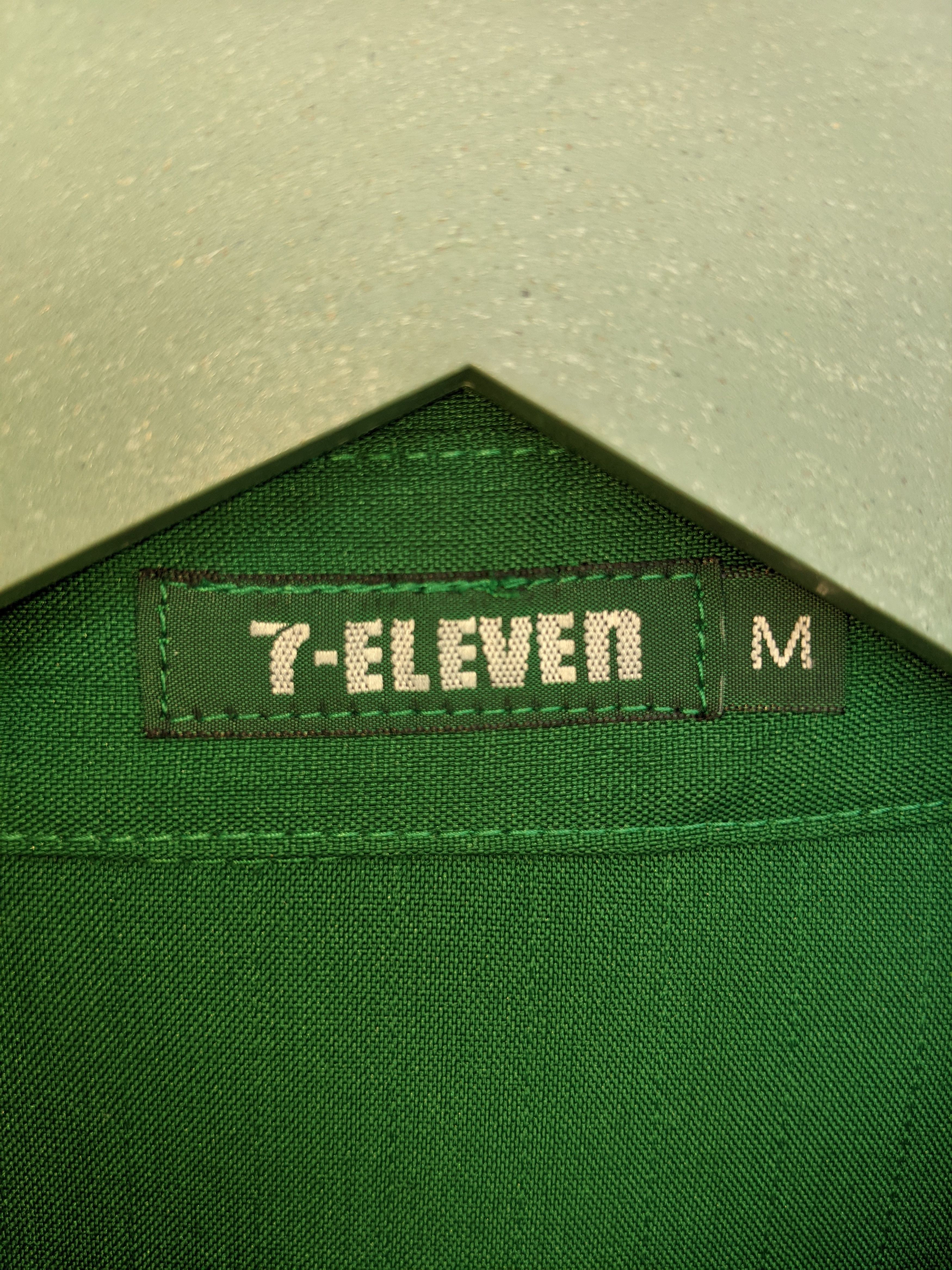 Vintage Vintage 90s 7 Eleven Full Zip Uniform/Size M Size US M / EU 48-50 / 2 - 6 Thumbnail