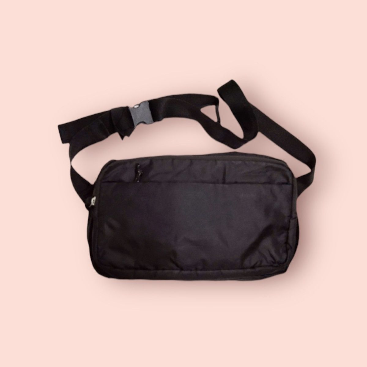Japanese Brand × Jun Takahashi × Uniqlo UNIQLO BODYBAG LIMITED EDITION (BLACK) Size ONE SIZE - 19 Thumbnail