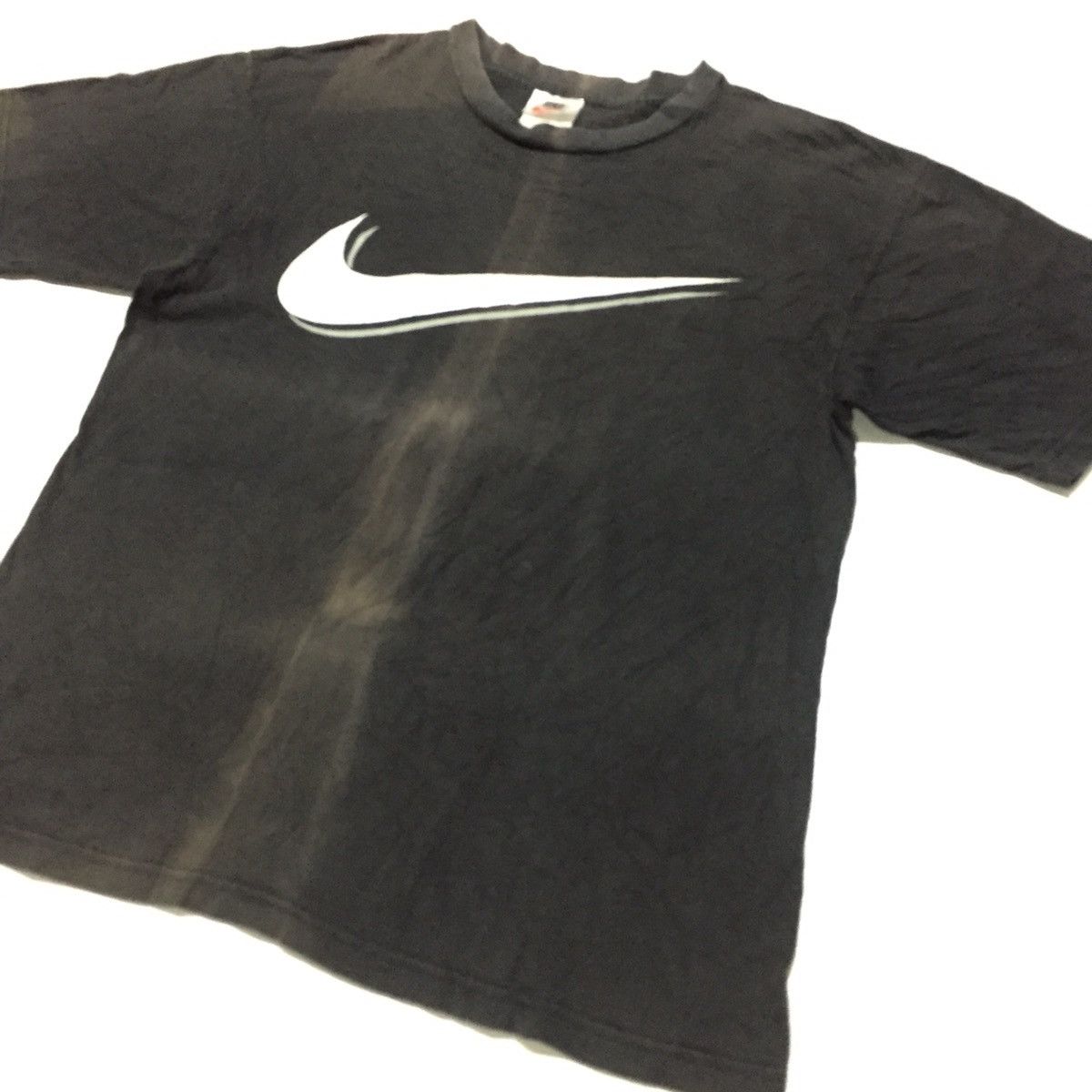 Nike × Vintage Vintage 90s Nike Swoosh Sun Faded Size US M / EU 48-50 / 2 - 3 Thumbnail
