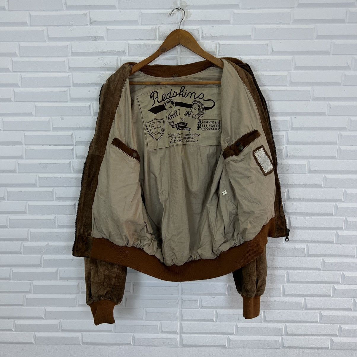 Toyo Enterprises VINTAGE REDSKINS PARIS GENUINE LEATHER BIG LOGO LINING Size US L / EU 52-54 / 3 - 12 Thumbnail