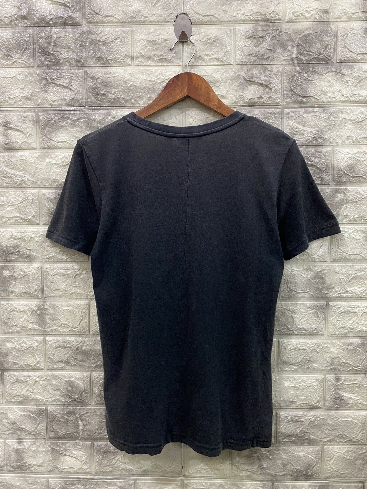 Undercover × Uniqlo Uniqlo Undercover “New Standard Family” T-Shirt Size US S / EU 44-46 / 1 - 3 Thumbnail