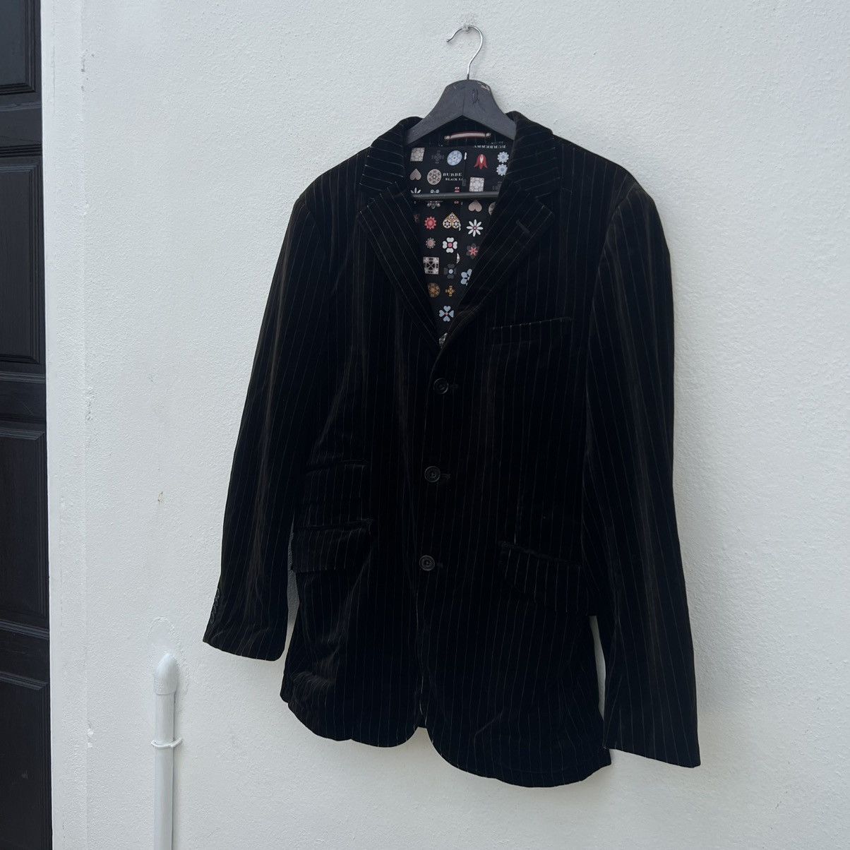 Burberry BURBERRY BLACK LABEL VELVEL CASUAL JACKET FULL PRINT Size US M / EU 48-50 / 2 - 2 Thumbnail