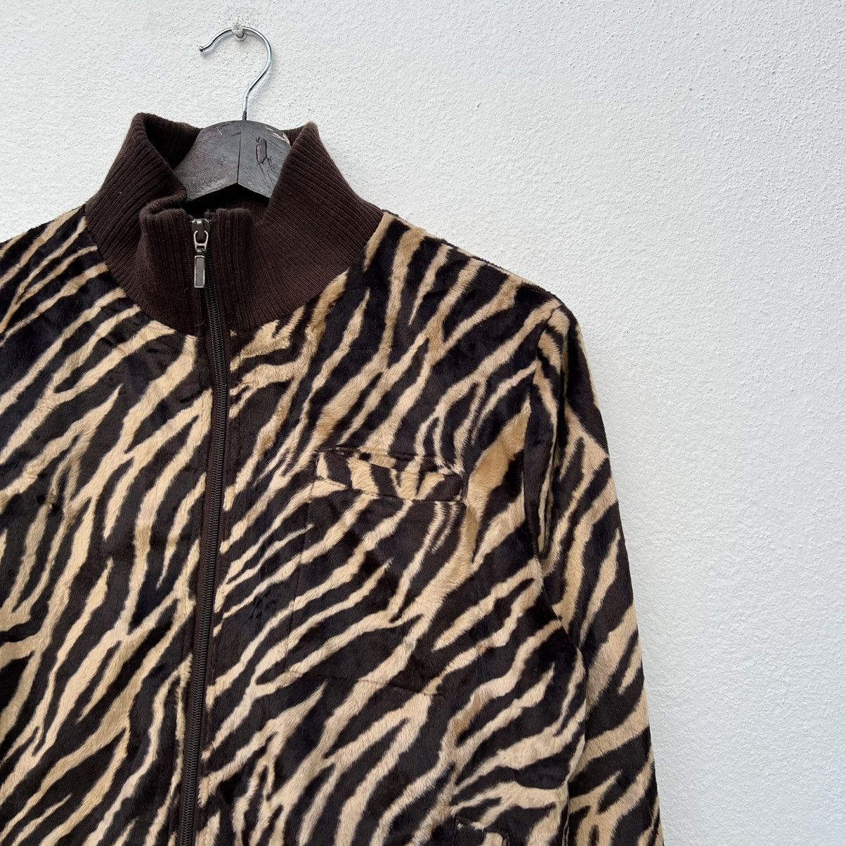 Japanese Brand VINTAGE JAPAN KISSMARK ZIPPER JACKET TIGER STRIPED DESIGN Size US M / EU 48-50 / 2 - 6 Thumbnail