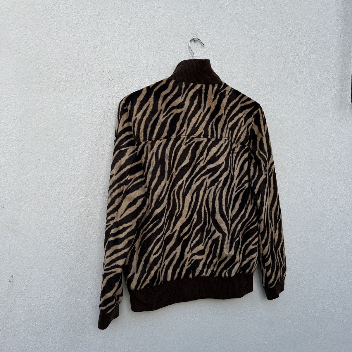 Japanese Brand VINTAGE JAPAN KISSMARK ZIPPER JACKET TIGER STRIPED DESIGN Size US M / EU 48-50 / 2 - 9 Thumbnail