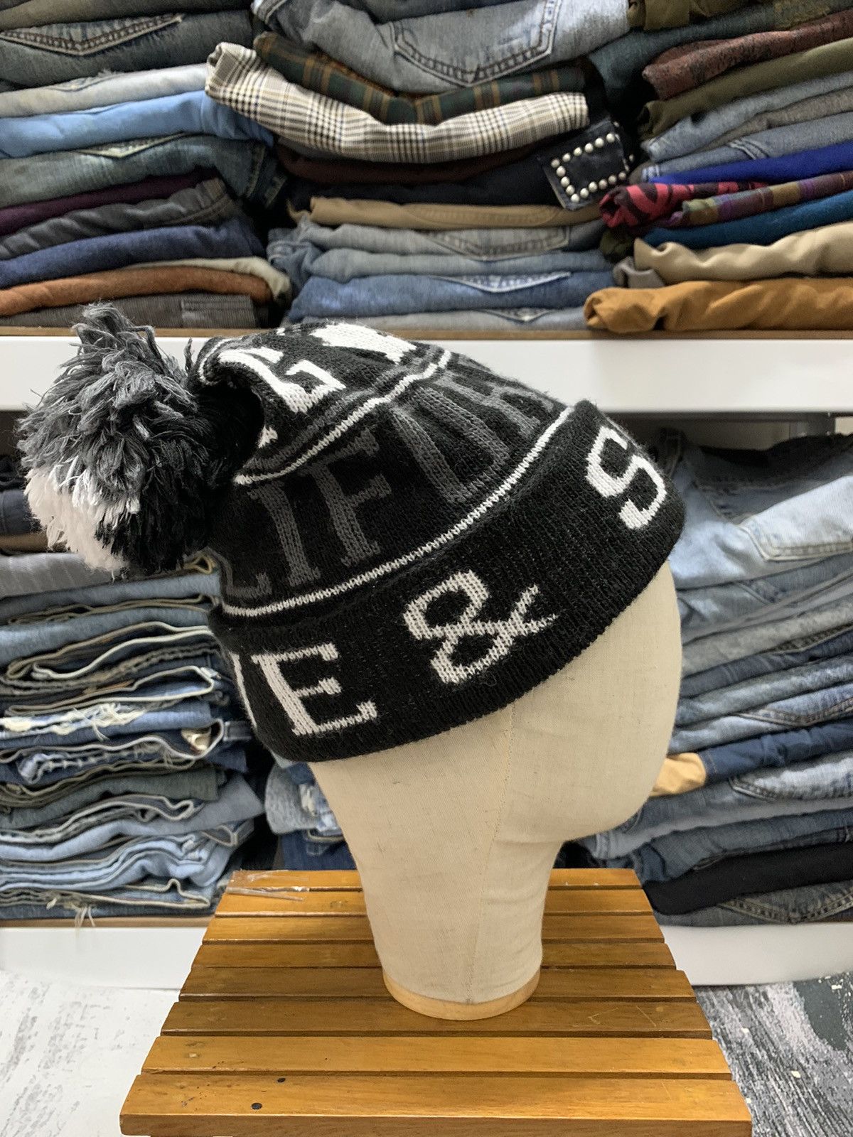 Japanese Brand Snow And Love California Beanie Hat Size ONE SIZE - 6 Thumbnail