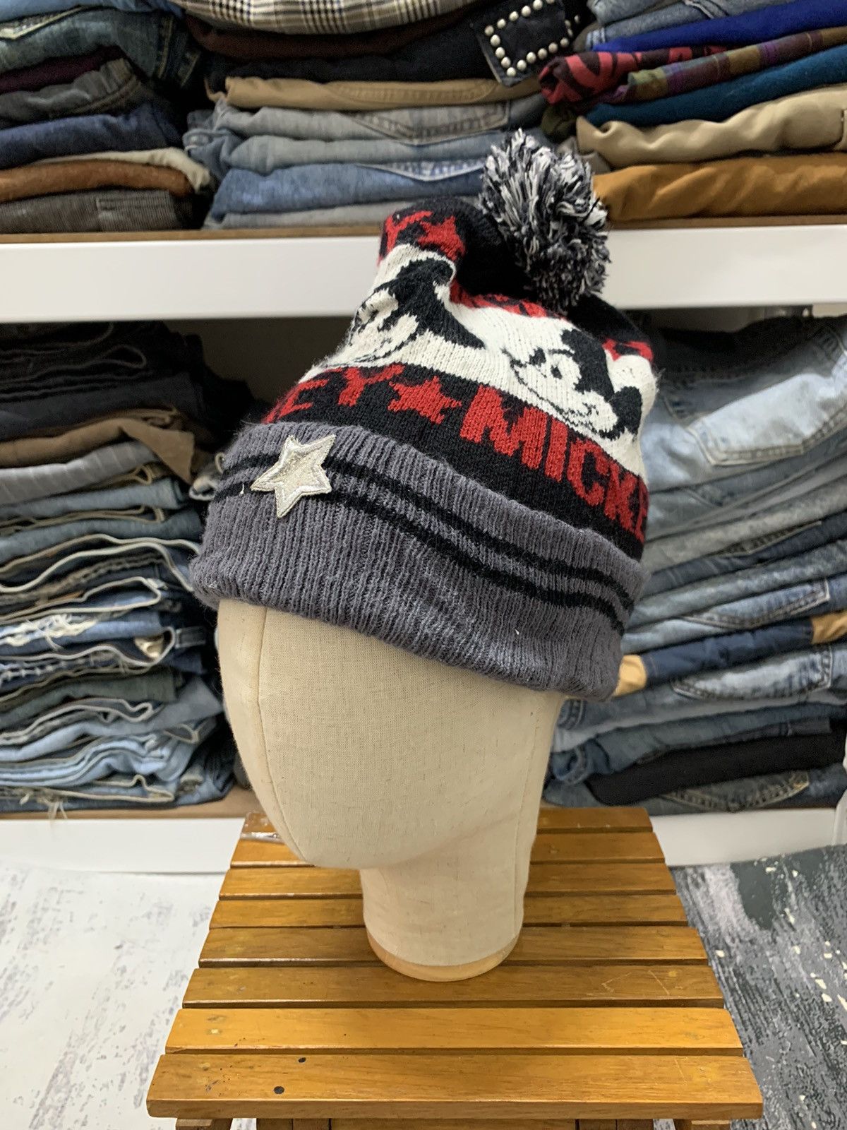 Mickey Mouse Mickey Mouse Ski Snowboarding Beanie Hat Size ONE SIZE - 1 Thumbnail