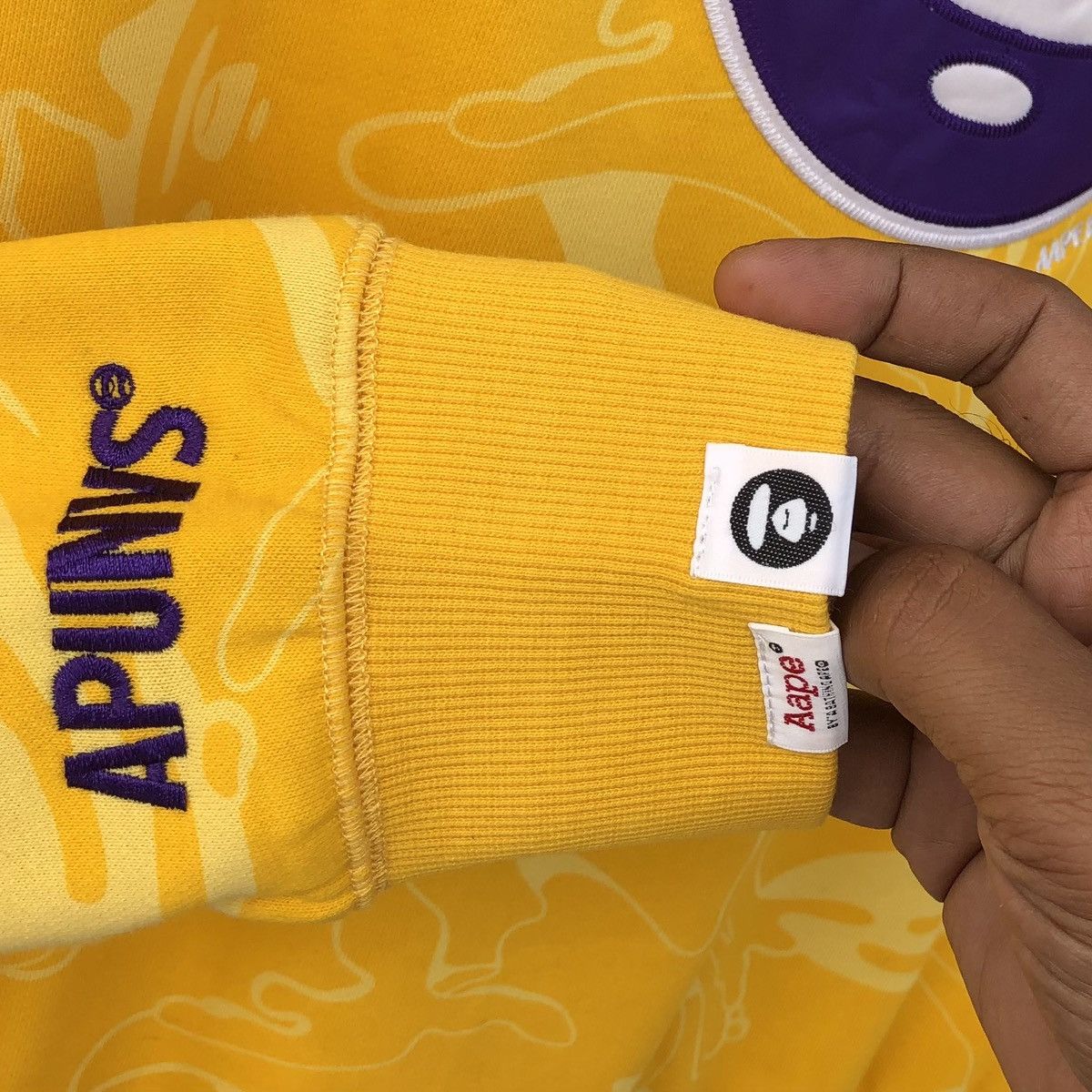 Aape Aape x Mitchell & Ness LA Lakers Pullover Hoodie Size US L / EU 52-54 / 3 - 10 Thumbnail
