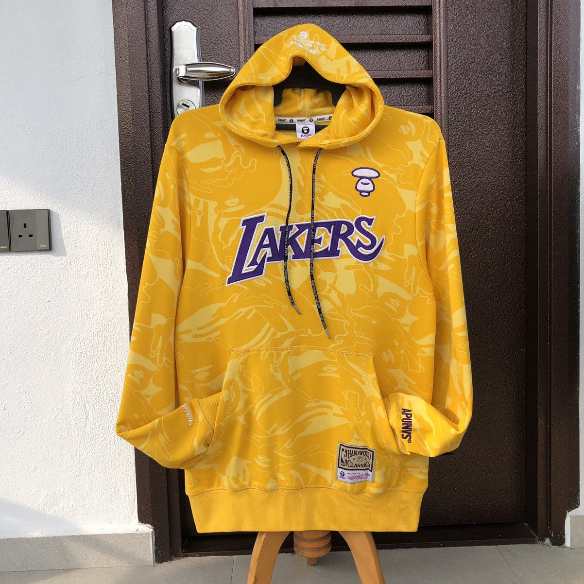 Aape Aape x Mitchell & Ness LA Lakers Pullover Hoodie Size US L / EU 52-54 / 3 - 3 Thumbnail