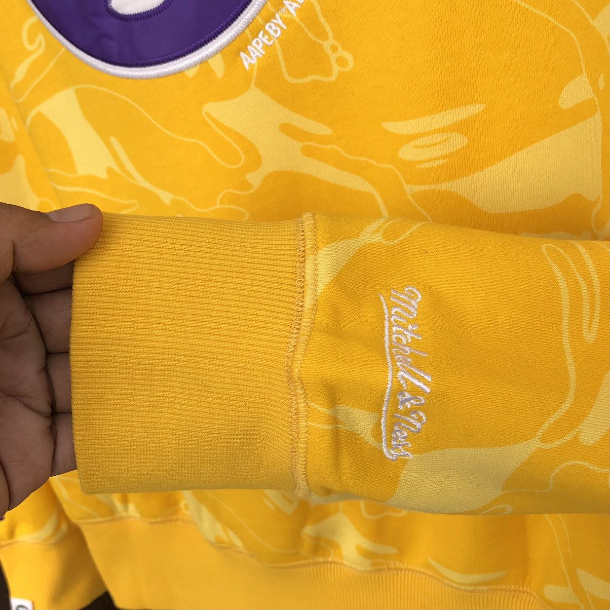Aape Aape x Mitchell & Ness LA Lakers Pullover Hoodie Size US L / EU 52-54 / 3 - 12 Thumbnail