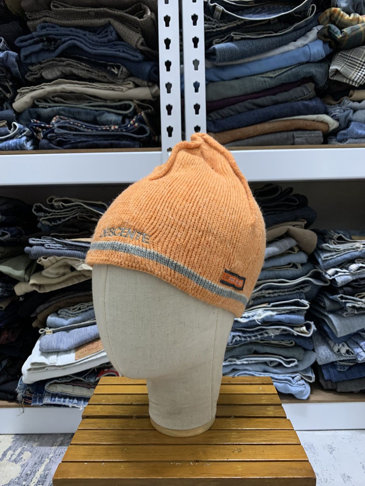 Japanese Brand Vintage Descente Titan Thermo Outdoor Gear Beanie Hat Size ONE SIZE - 1 Thumbnail