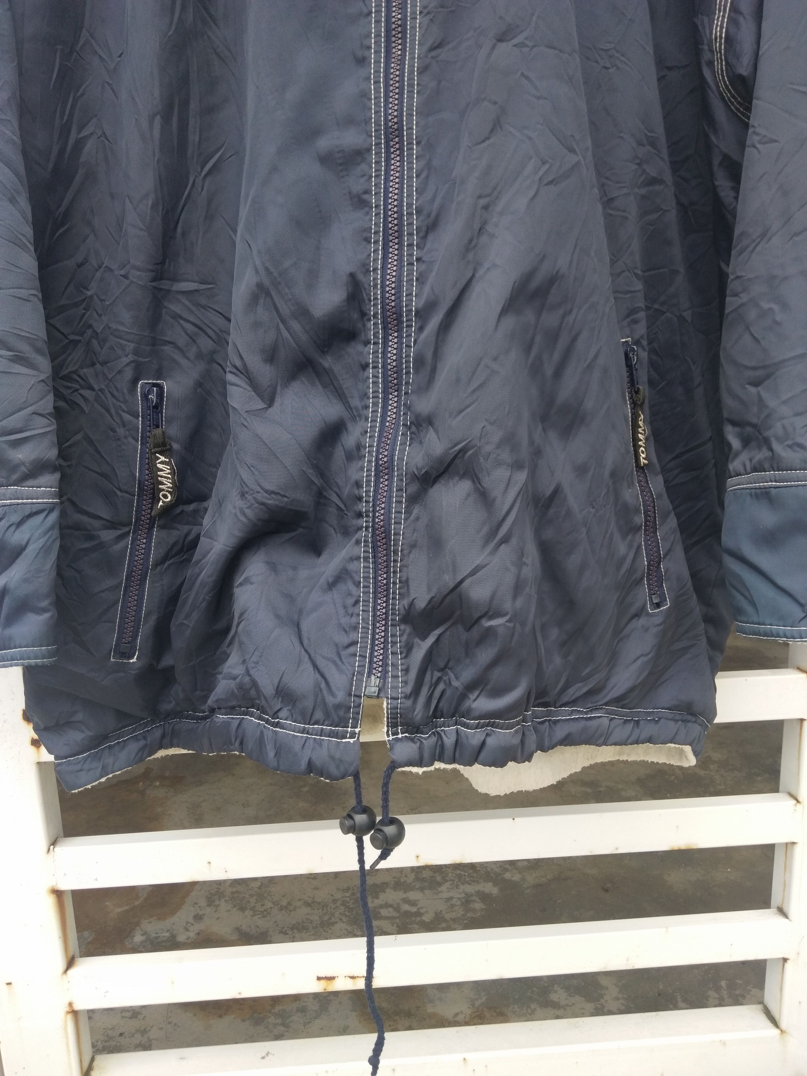 Tommy Hilfiger Tommy Hilfiger Men's Reversible Winter Jacket Christmas Eve Size US XL / EU 56 / 4 - 5 Thumbnail