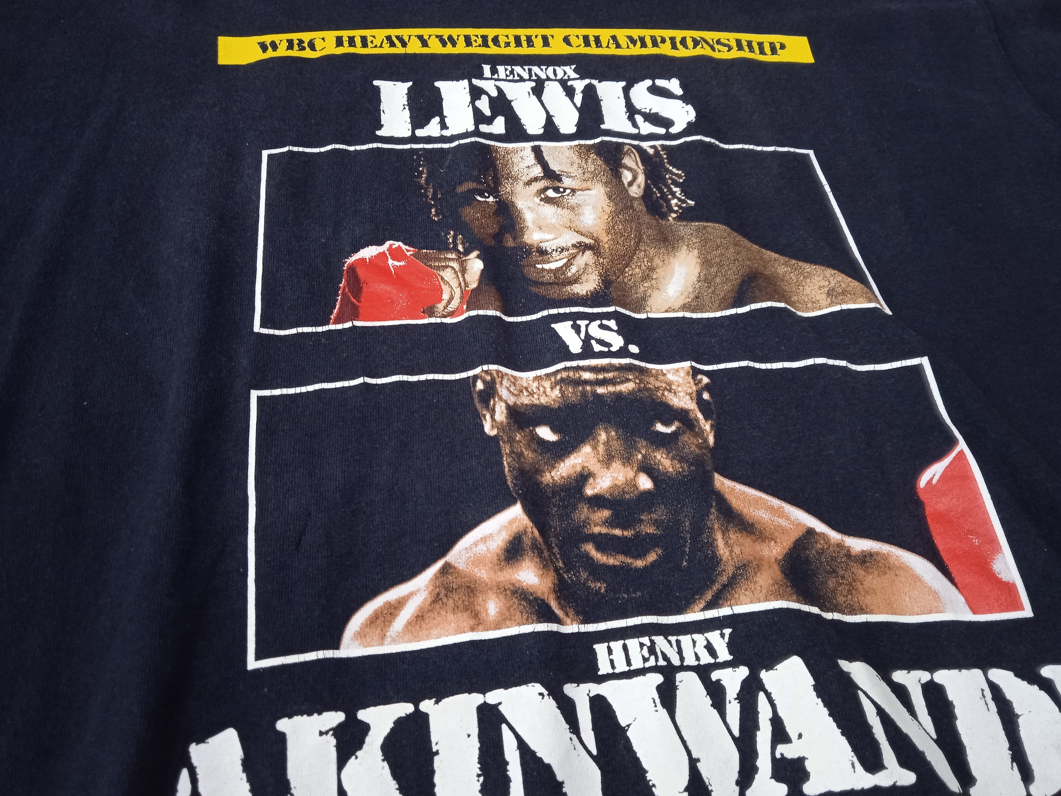 Vintage Vintage 90s Lewis vs Akinwande Boxing T-Shirt Size US L / EU 52-54 / 3 - 3 Thumbnail