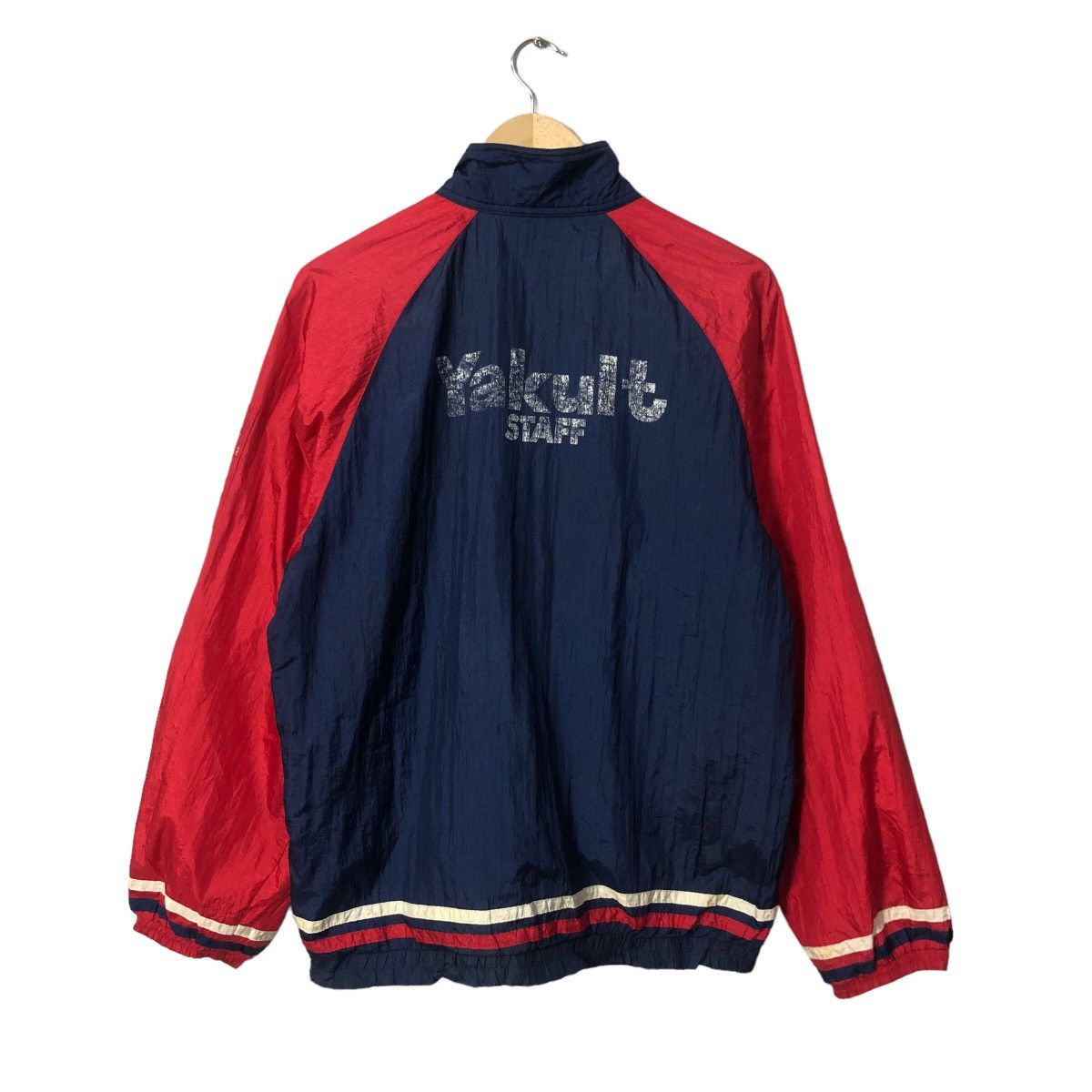 Japanese Brand Vintage Yakult Staff Spell Out Big Logo Zip Up Nylon Jacket Size US XL / EU 56 / 4 - 6 Thumbnail