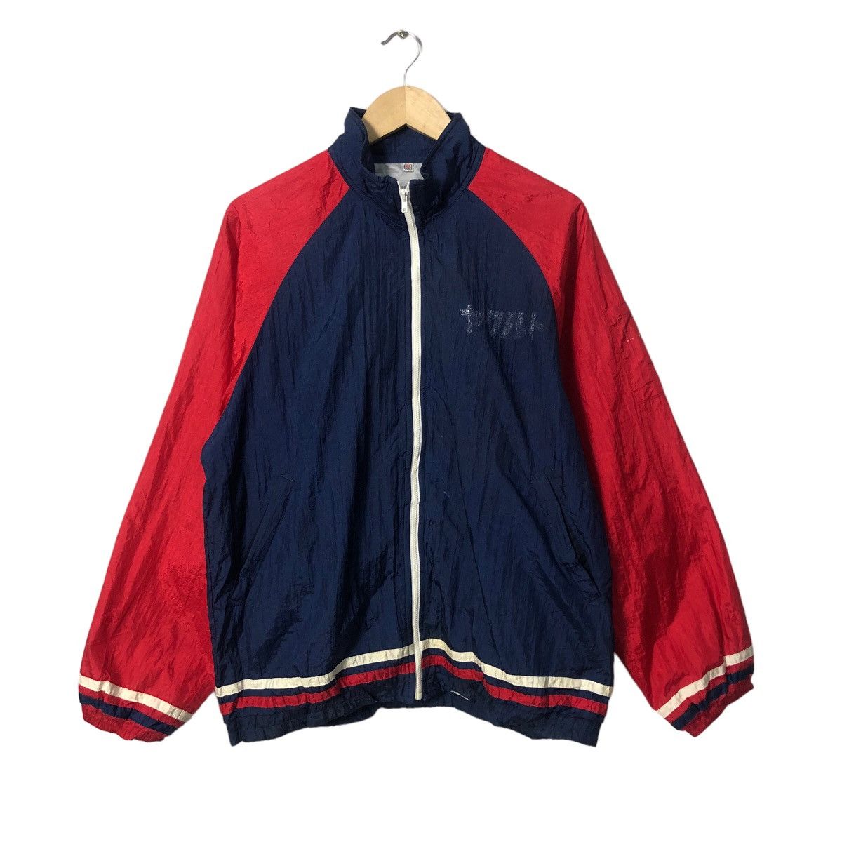 Japanese Brand Vintage Yakult Staff Spell Out Big Logo Zip Up Nylon Jacket Size US XL / EU 56 / 4 - 2 Thumbnail