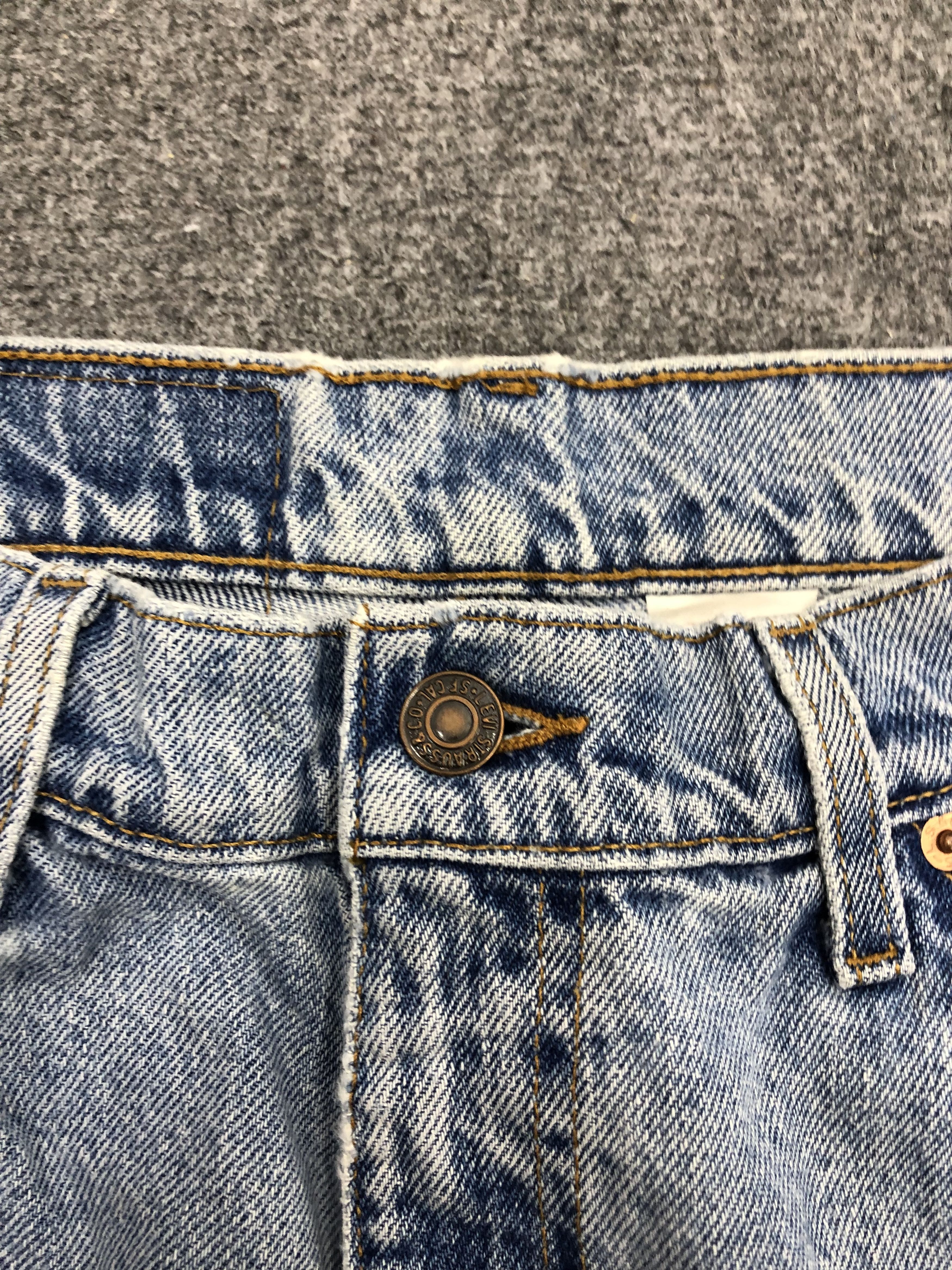 Levi's Vintage Levis 550 Denim DP1169 Size US 34 / EU 50 - 6 Thumbnail