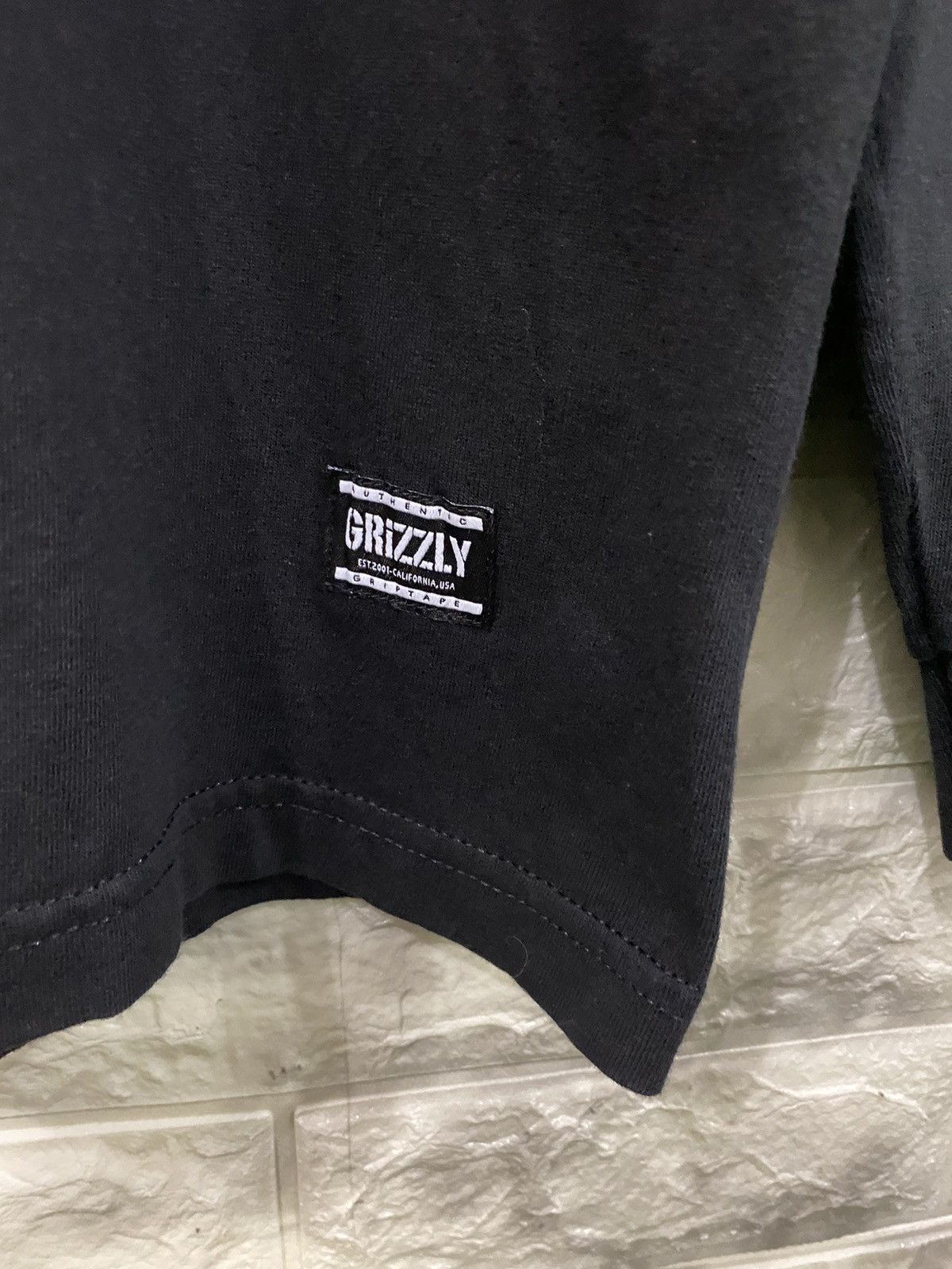 Dakota Grizzly × Grizzly Griptape Grizzly Logo Shirt Size US M / EU 48-50 / 2 - 5 Thumbnail