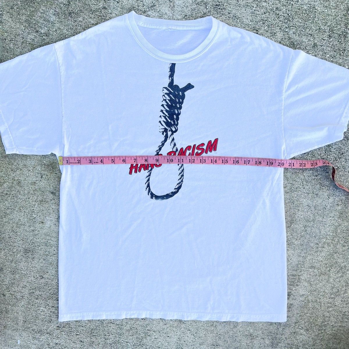 Vintage Vintage “Hang Racism” Tee Size US L / EU 52-54 / 3 - 4 Thumbnail