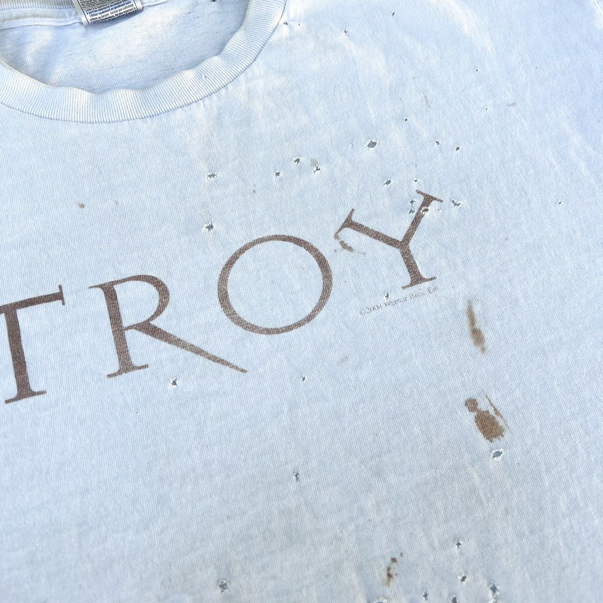 Vintage Vintage TROY Movie Brad Pitt Trashed Tee Size US XL / EU 56 / 4 - 3 Thumbnail