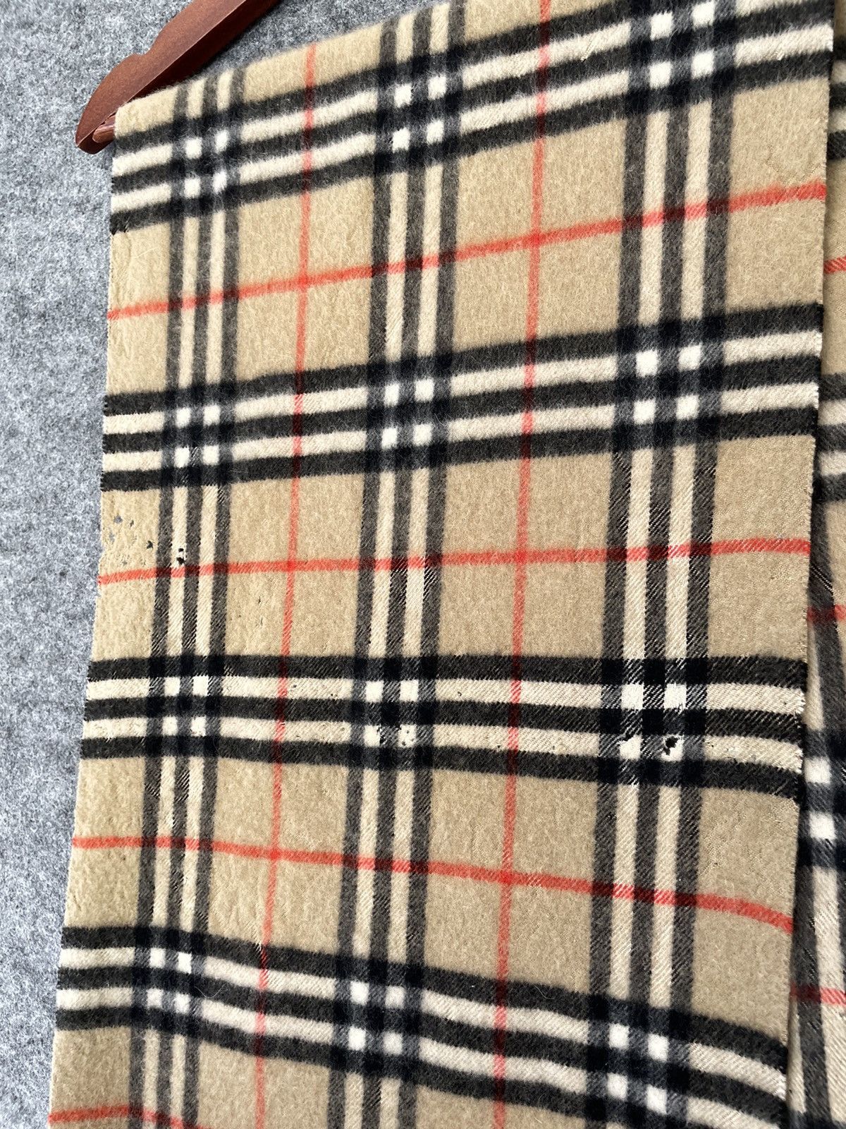 Burberry BURBERRY’S PURE CASHMERE MUFFLER Size ONE SIZE - 3 Thumbnail