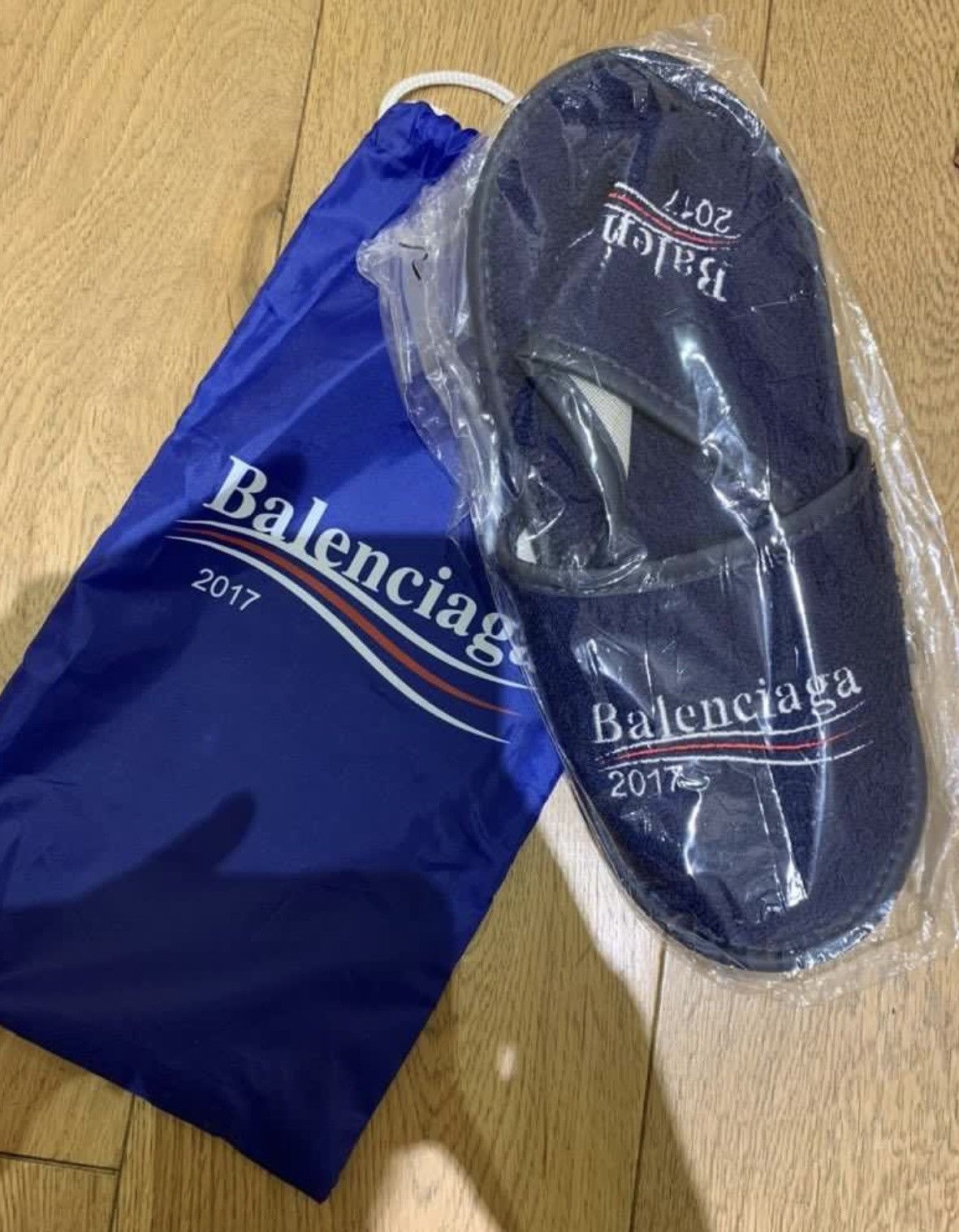 Balenciaga × Colette Balenciaga x Colette Hotel Slippers sandals Slide in shoes Size ONE SIZE - 6 Thumbnail