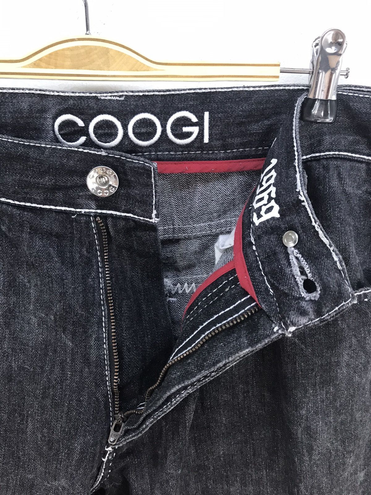 Coogi Vintage Coogi Embroidered Back Pocket Denim Jeans Size US 36 / EU 52 - 10 Thumbnail