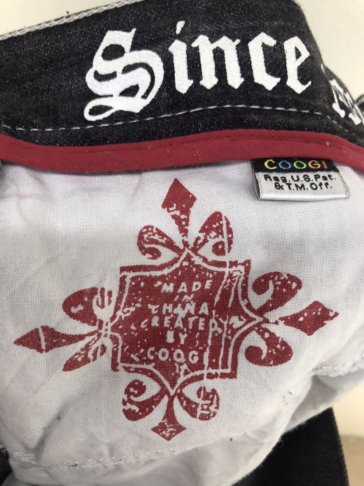 Coogi Vintage Coogi Embroidered Back Pocket Denim Jeans Size US 36 / EU 52 - 12 Thumbnail