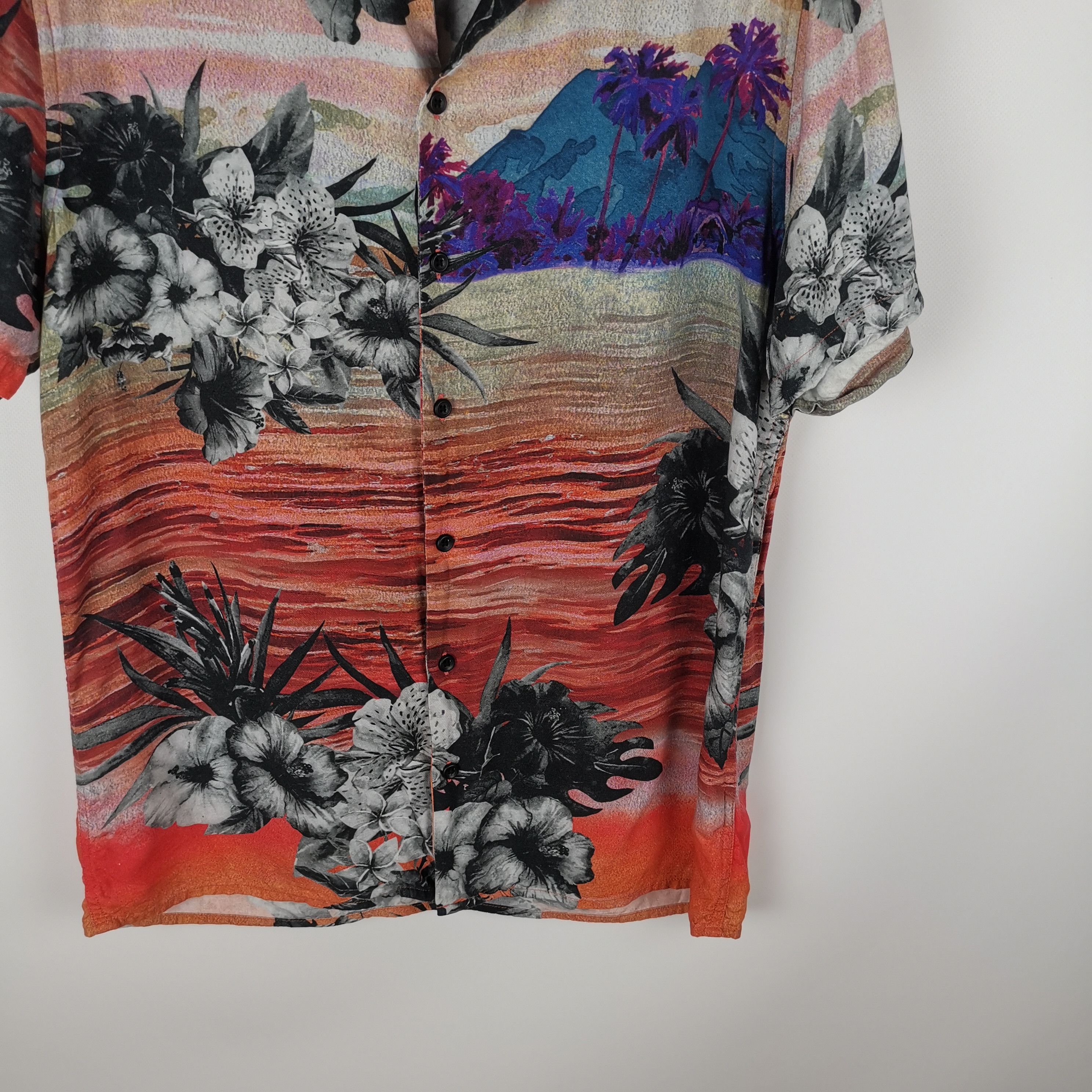 Asos Asos great flower mountain Hawaiian shirt Size US M / EU 48-50 / 2 - 4 Thumbnail