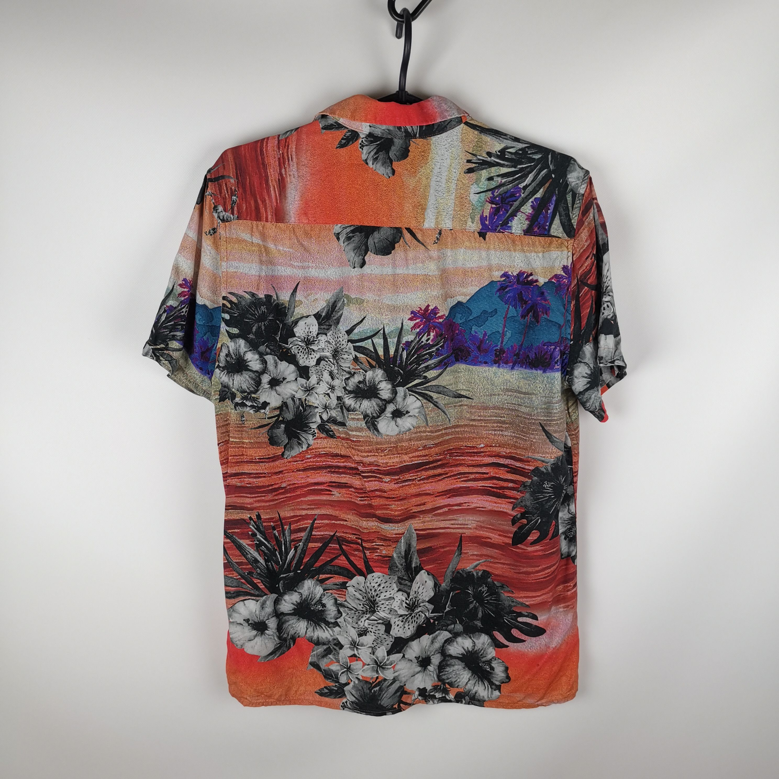 Asos Asos great flower mountain Hawaiian shirt Size US M / EU 48-50 / 2 - 2 Thumbnail