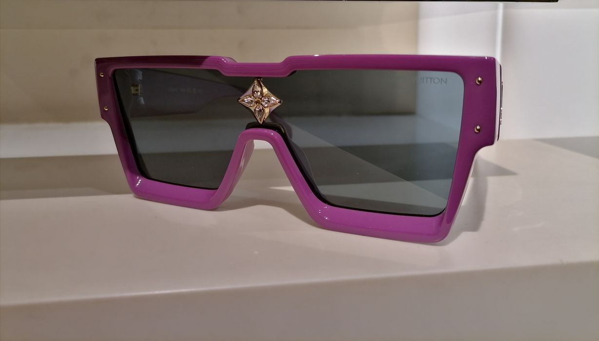 Black Louis Vuitton 2022 Cyclone Sunglasses