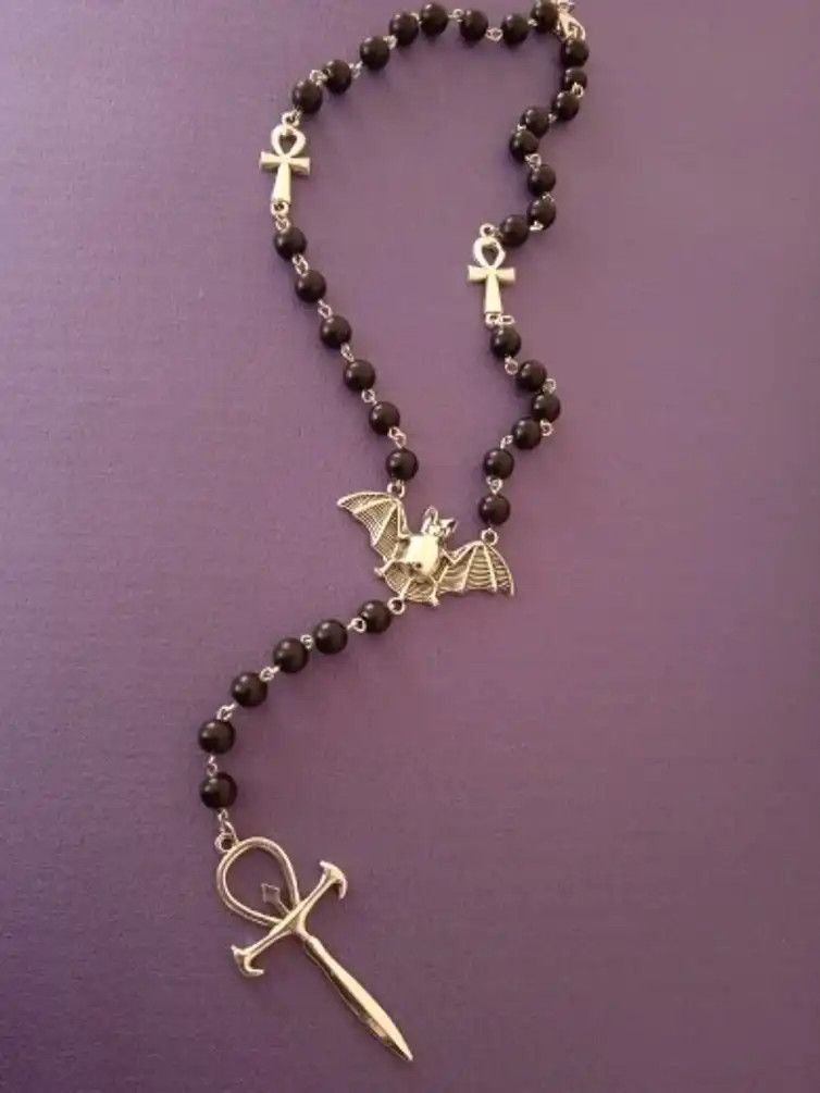 Jewelry Vampire Pendant Necklace Size ONE SIZE - 4 Thumbnail