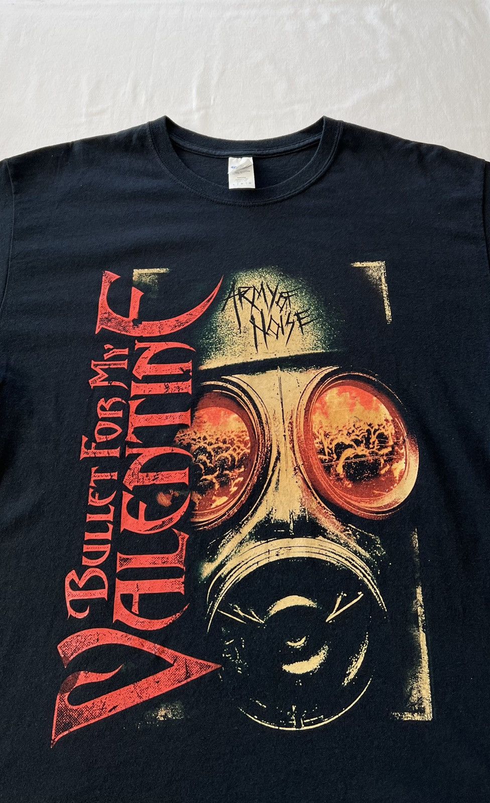 Band Tees Vintage 2015 Bullet for my Valentine Army of Noise Black Tee Size US L / EU 52-54 / 3 - 3 Thumbnail