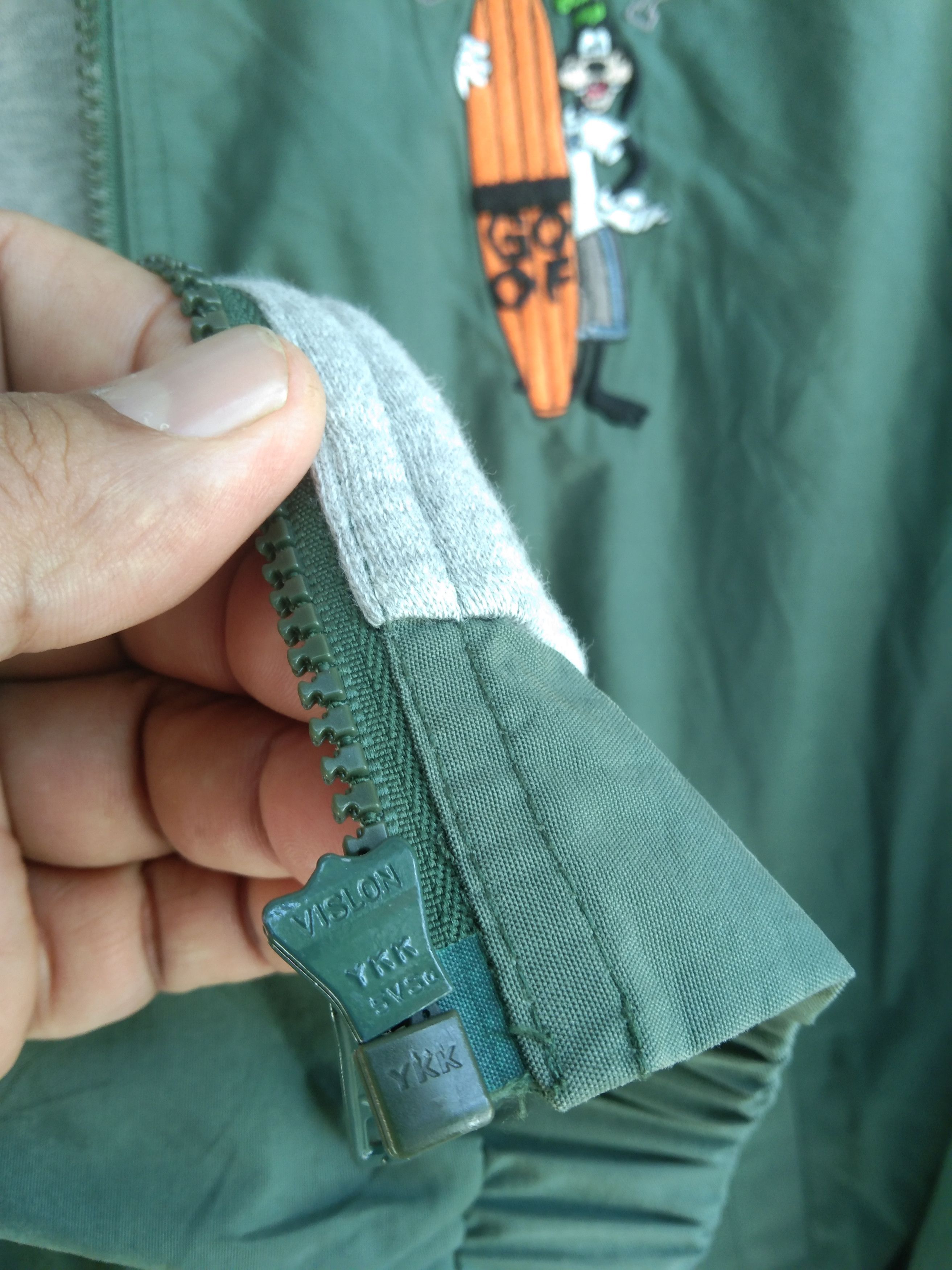 Disney × Vintage DISNEYLAND CALIFORNIA ADVENTURE JACKETHOODIE Size US S / EU 44-46 / 1 - 9 Thumbnail