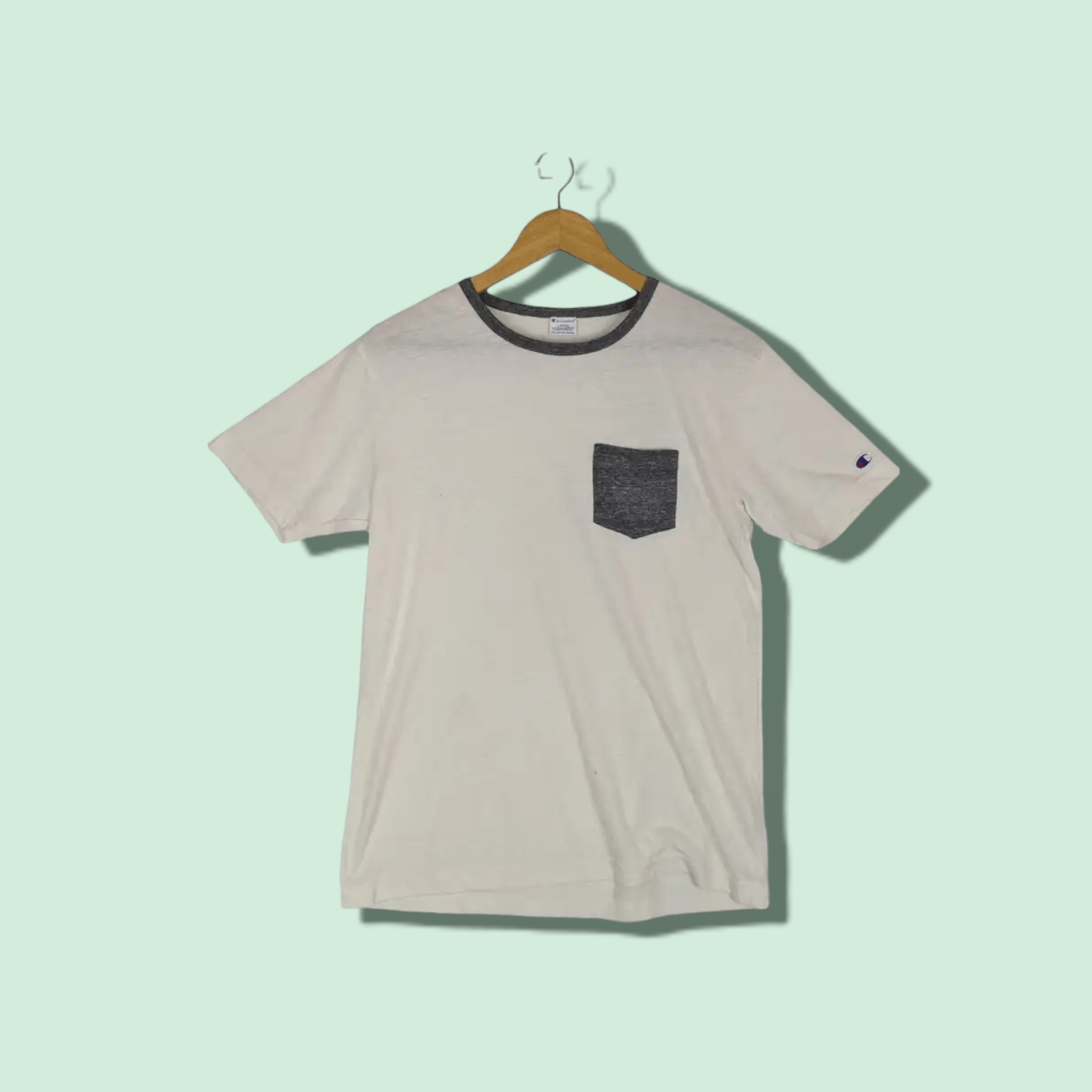 Champion Vintage 90's CHAMPION Plain Pocket T-Shirt Size US L / EU 52-54 / 3 - 1 Thumbnail